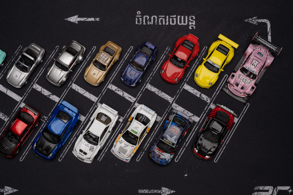 Parking lot for diecast 1/64 60cm X 39cm