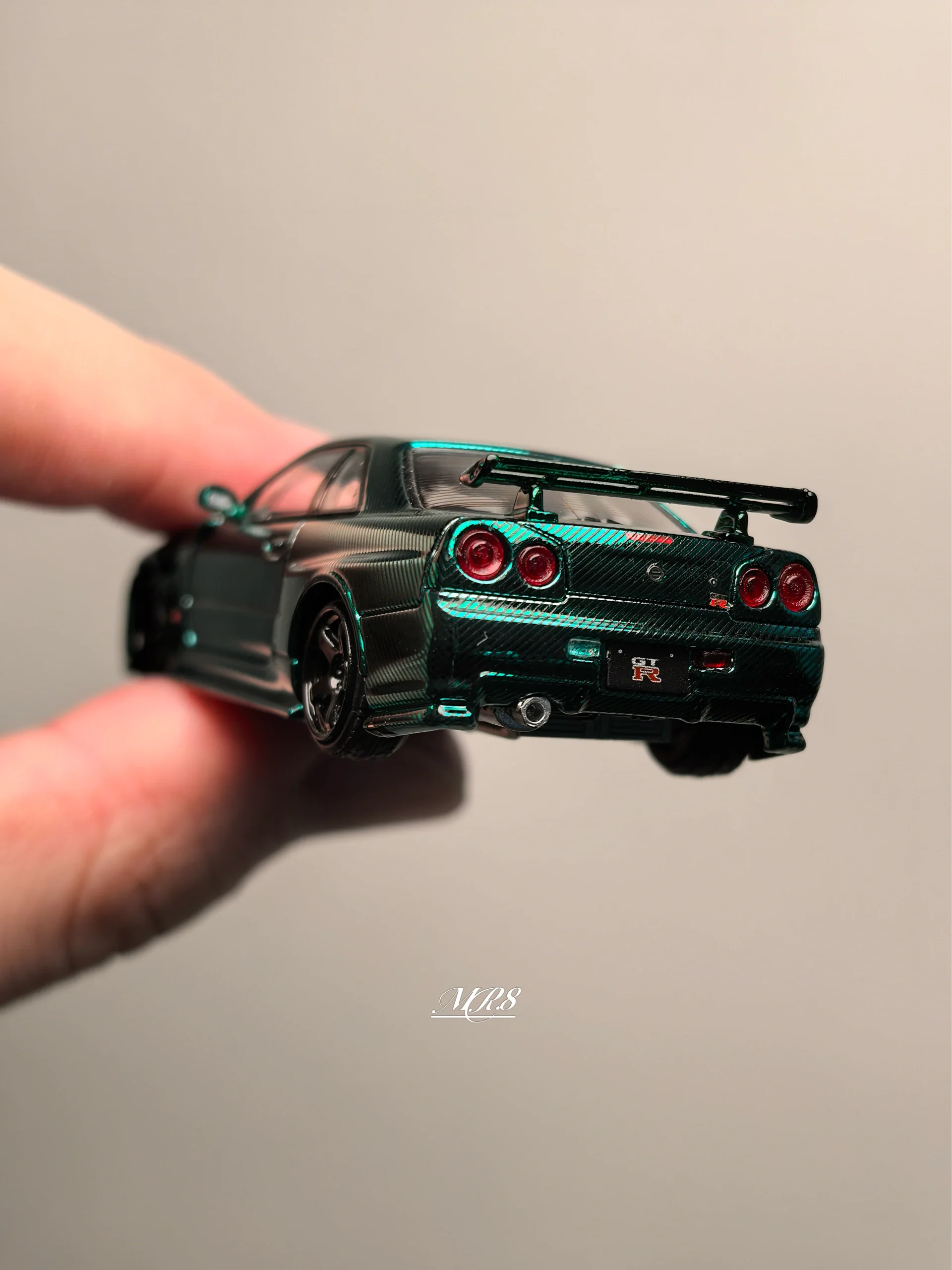 TIME TOP 1:64 Nissan GTR34 Metal Green