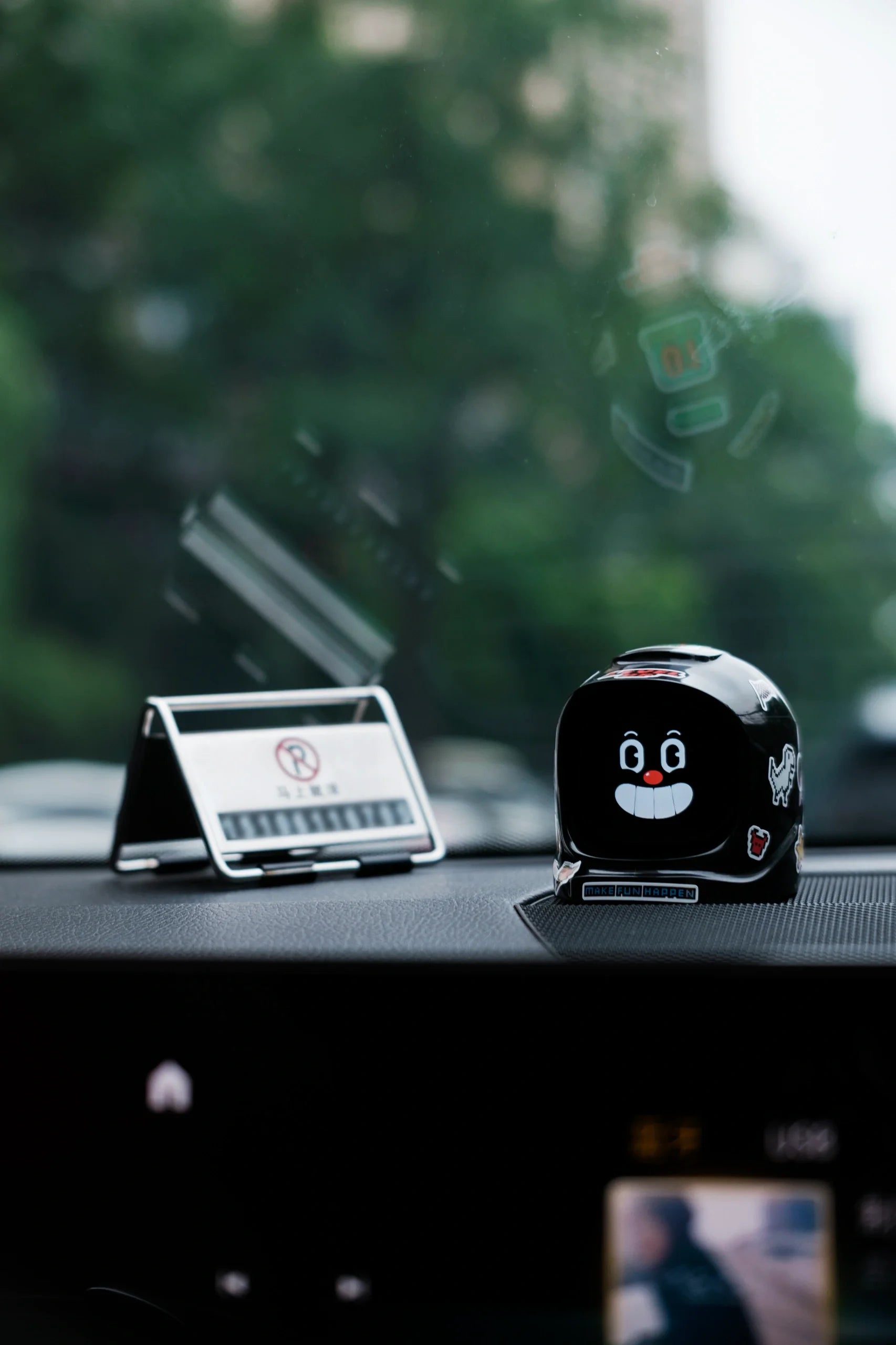 Mangogo smart intelligent expression robot - Black Color