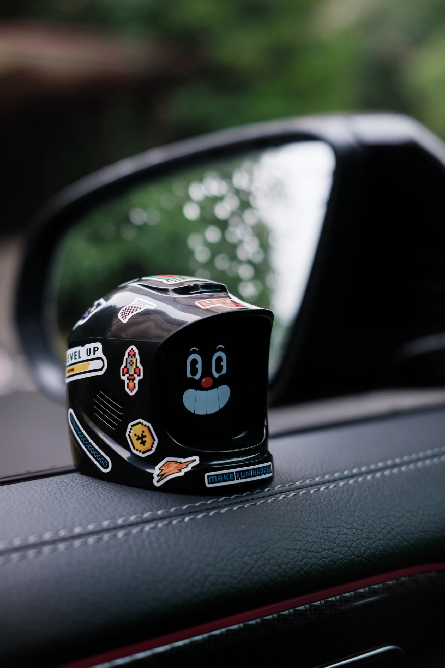 Mangogo smart intelligent expression robot - Black Color