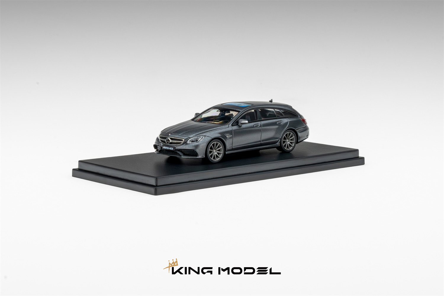 KING MODEL 1:64 Mercedes-Benz CLS63 AMG Matte Metallic Gray