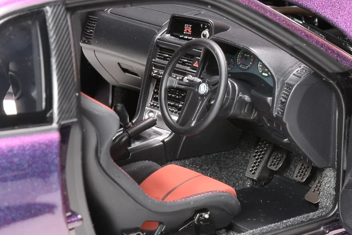 1/18 Motorhelix Nissan Skyline GT-R GTR (R34) Z-Tune (Midnight Purple)