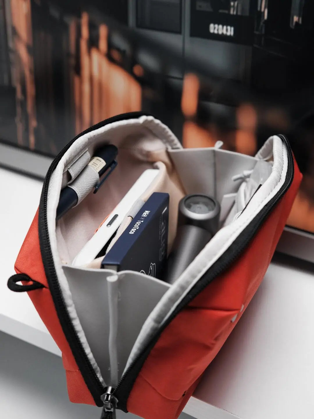 Minimalist travel to the end, unpacking and sharing EDC - Inateck ABM33