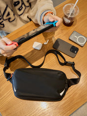 Shoulder Bag | A stylish bag that fits almost everything