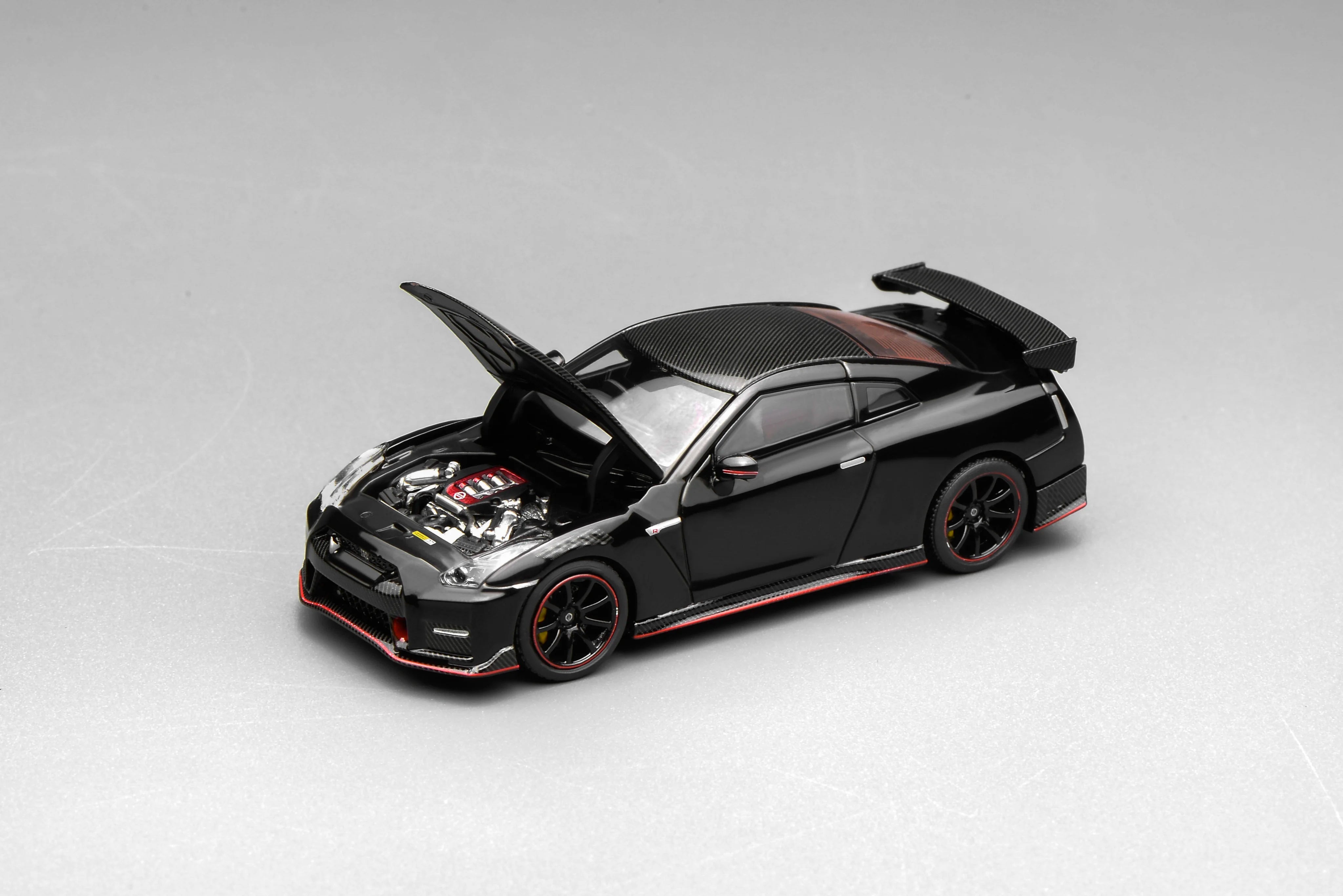 Motorhelix 1/64 Nissan GT-R NISMO (R35) Special Edition 2022