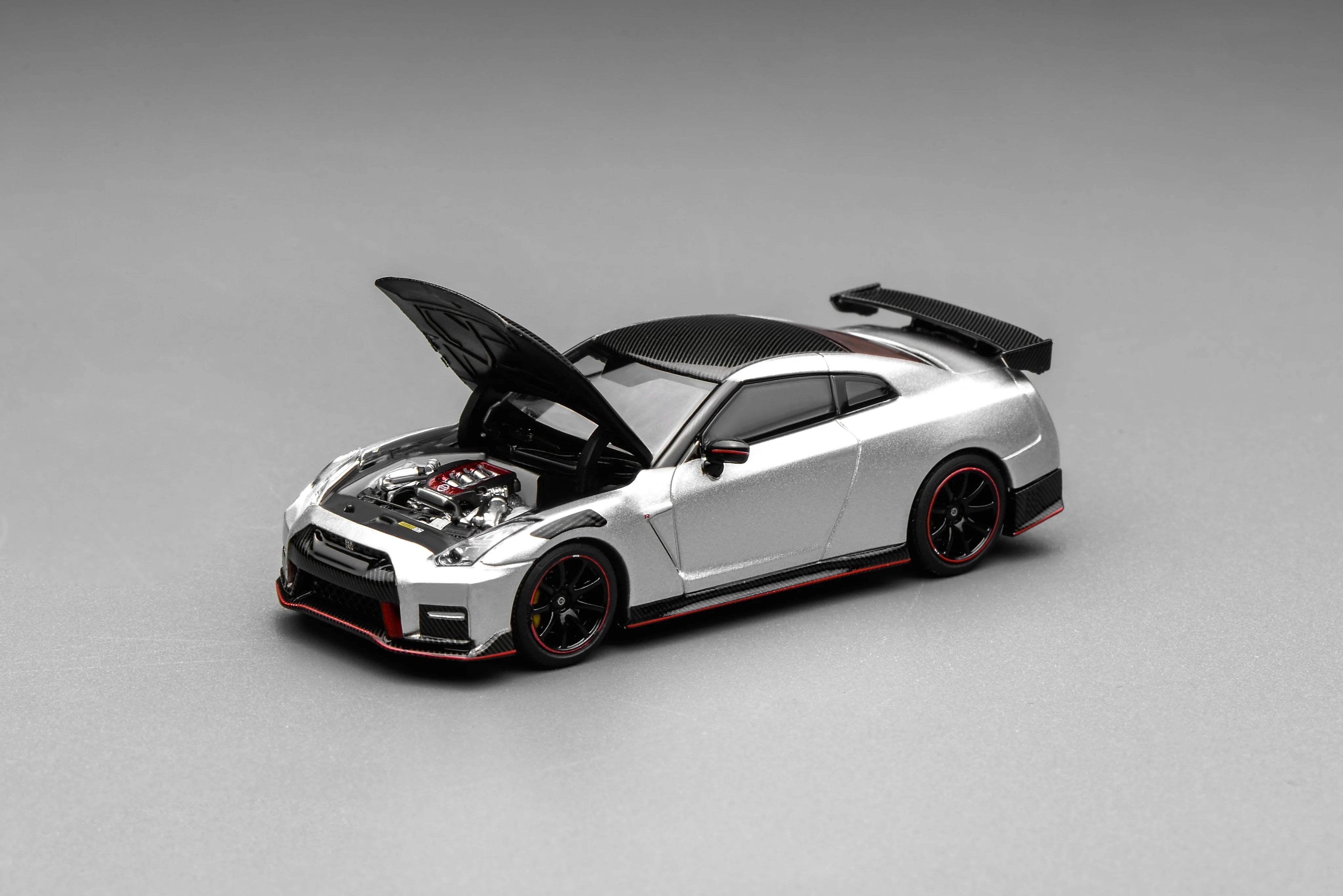 Motorhelix 1/64 Nissan GT-R NISMO (R35) Special Edition 2022