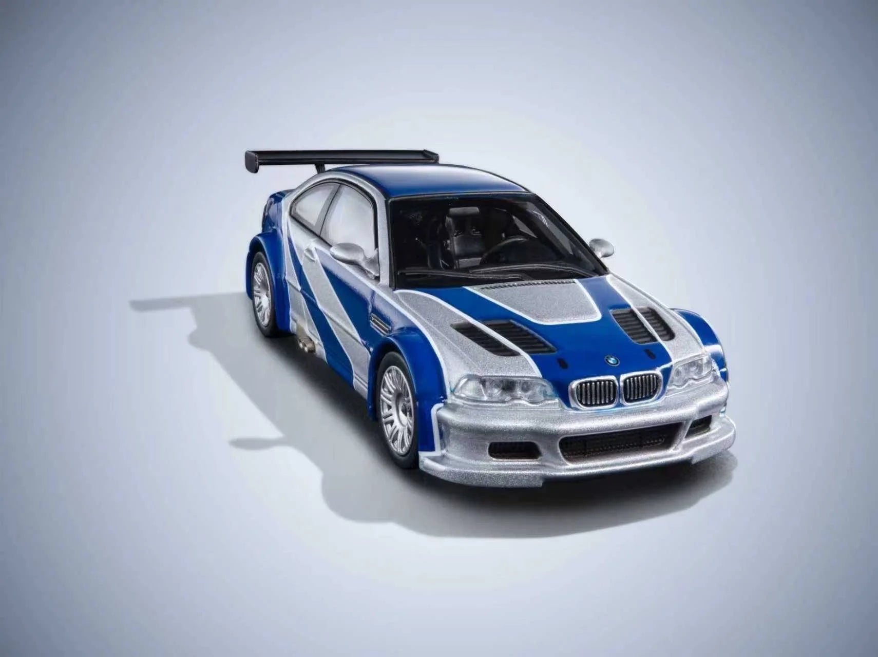 AR Box 1:64 BMW BMW / Need for Speed Dual License Product M3 E46 GTR High-end Version