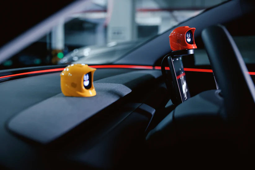 Mangogo smart intelligent expression robot - RED Color