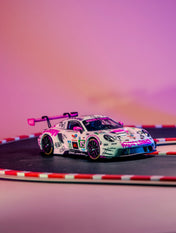 STAR RACE - 1/64 Porsche 911 GT3 Iron Dames livery 24 Hours of Le Mans