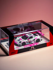 STAR RACE - 1/64 Porsche 911 GT3 Iron Dames livery 24 Hours of Le Mans