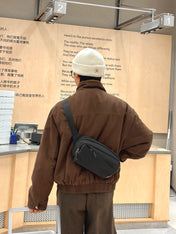 Shoulder Bag | A stylish bag that fits almost everything