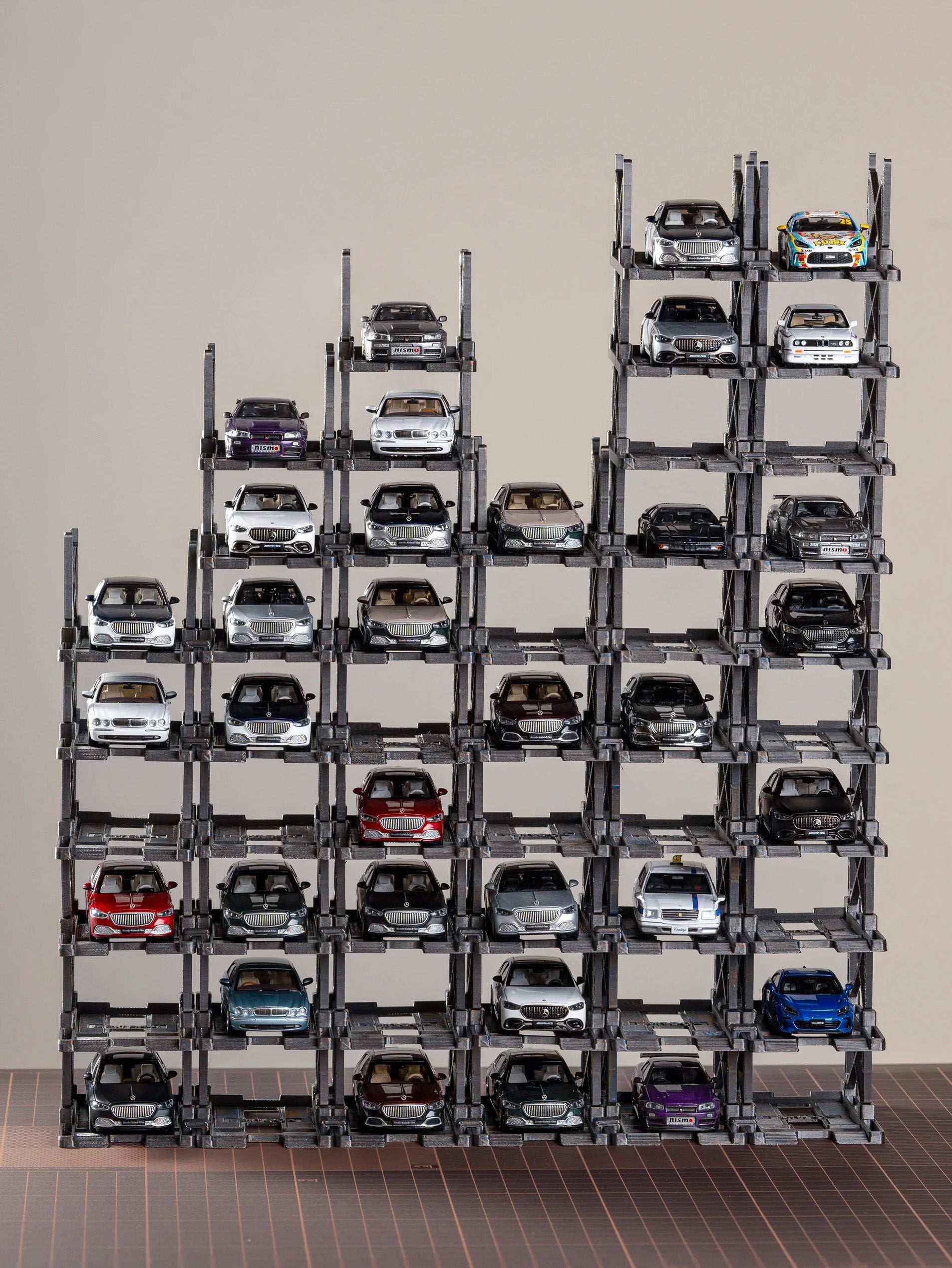 10 Parking spaces parking rack for scale 1/64