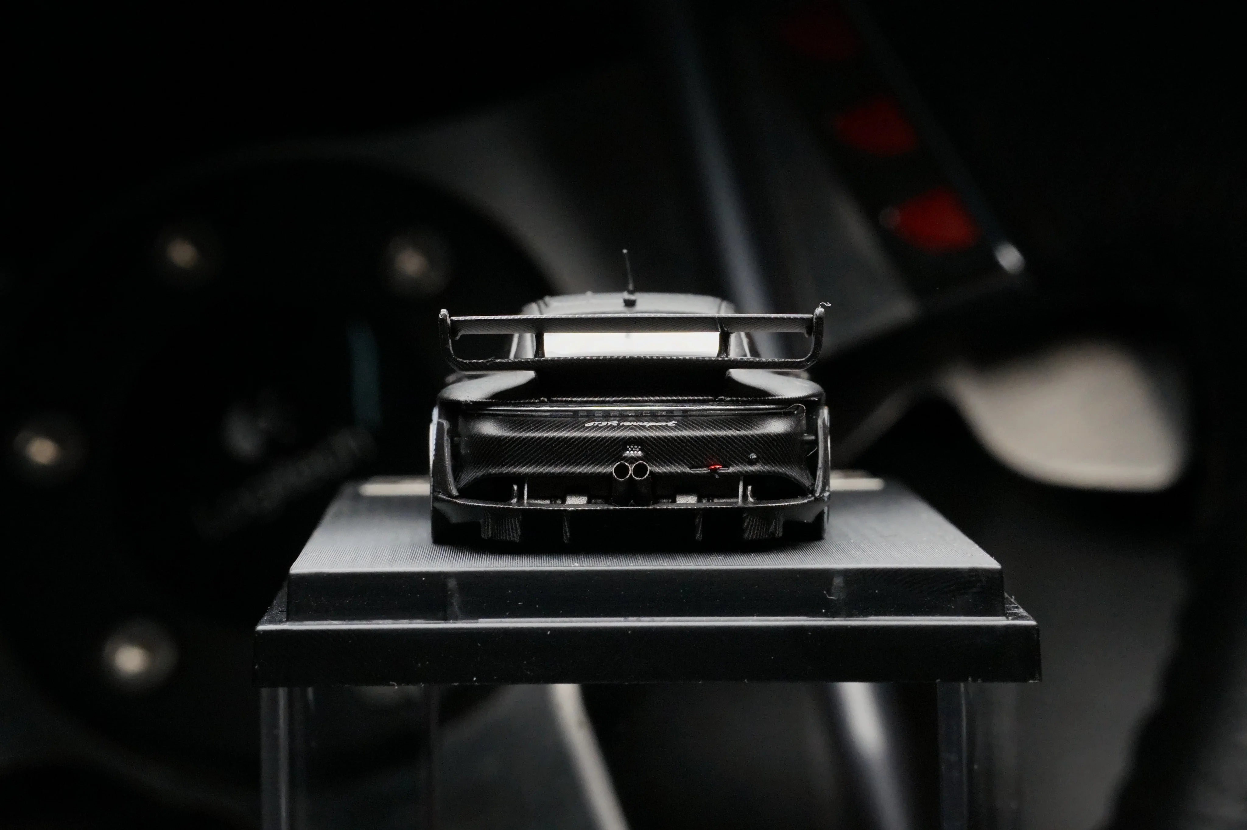 HKM 1:64 PORSCHE 911 (992) GT3 R Rennsport - Grey