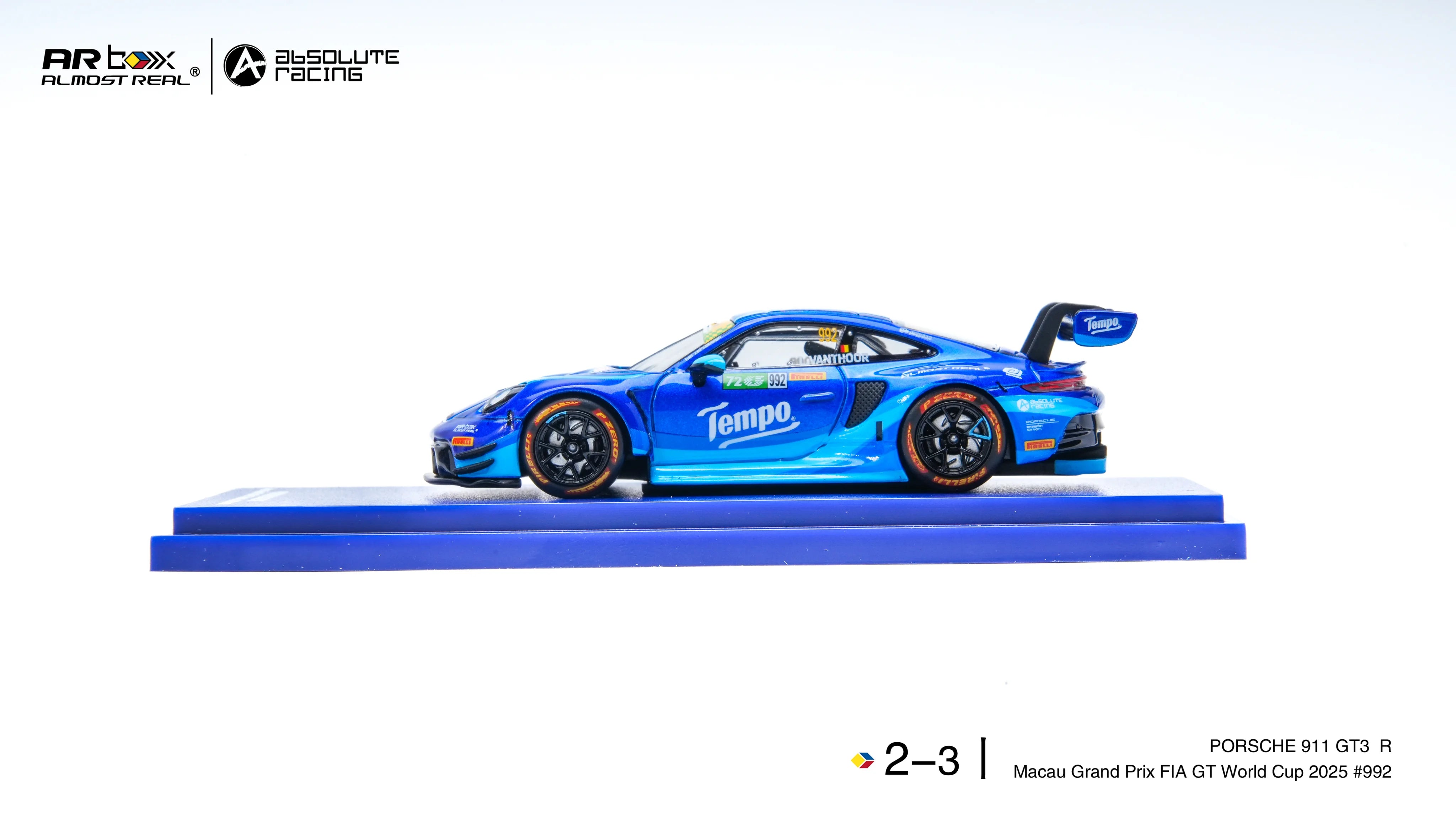 AR Box 1:64 Porsche 992 GT3 R