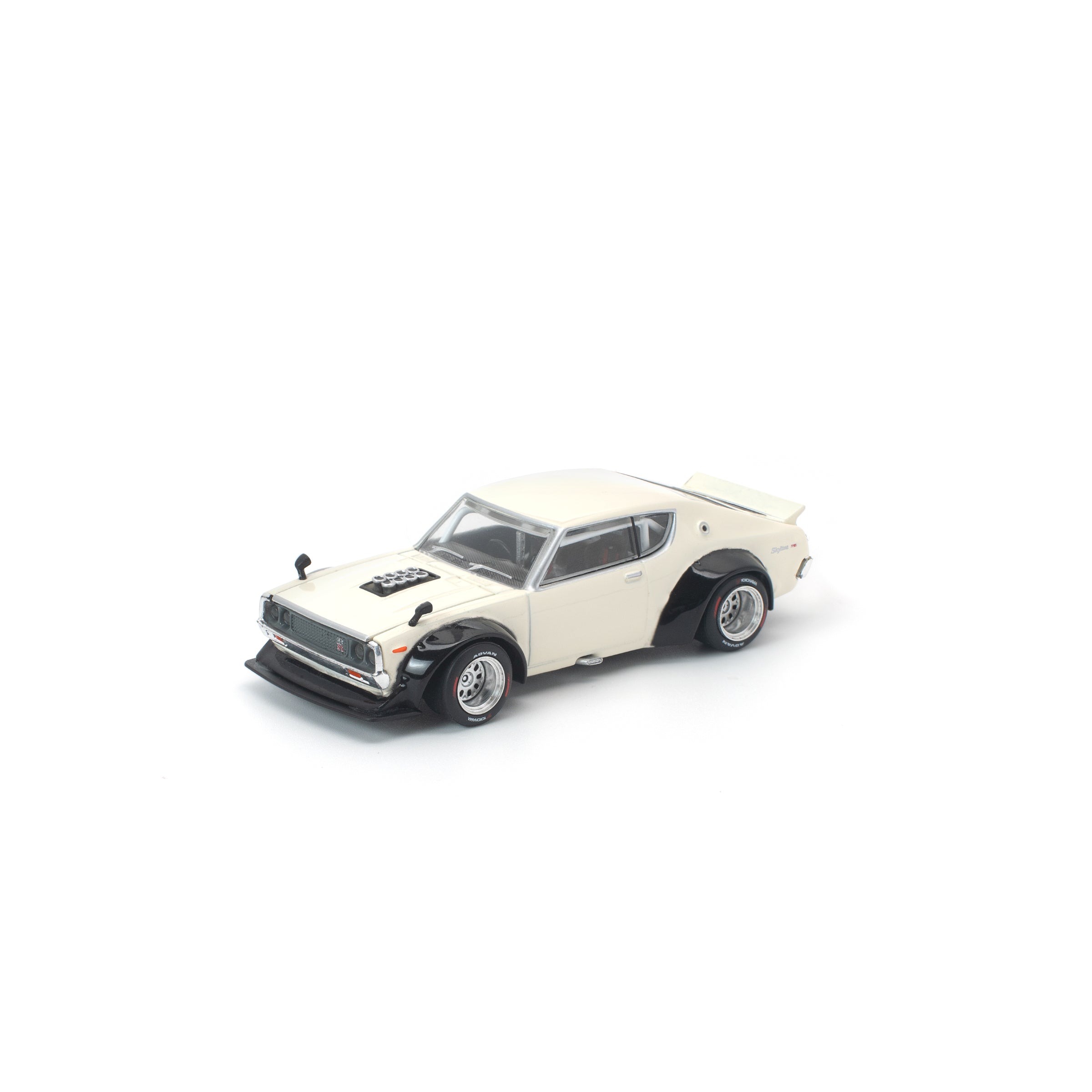 POP RACE 1/64 - KPGC110 KENMERI WHITE