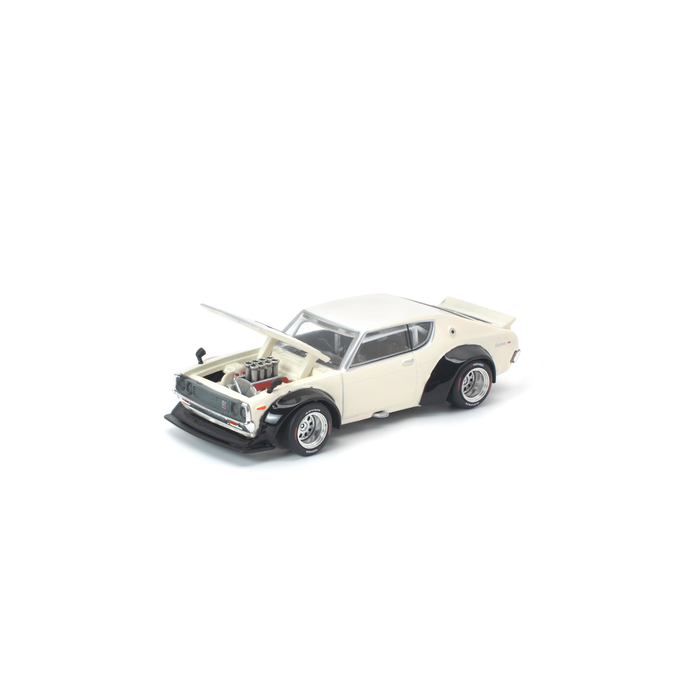 POP RACE 1/64 - KPGC110 KENMERI WHITE