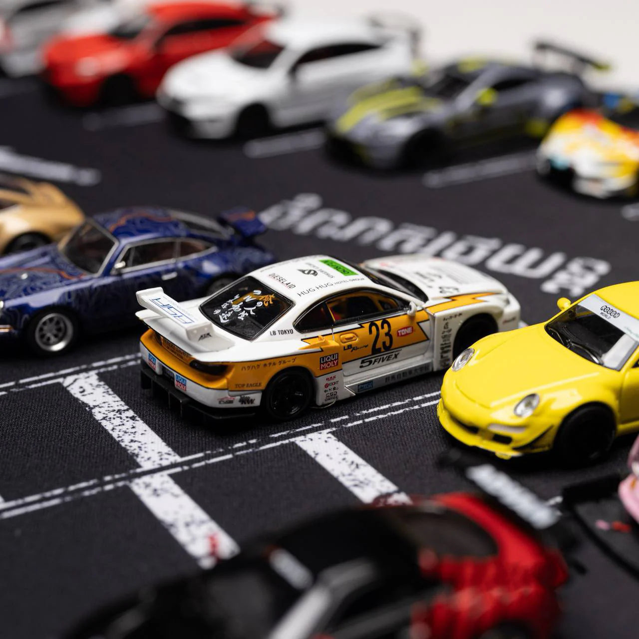 LBWK S15 WITH FIGURE