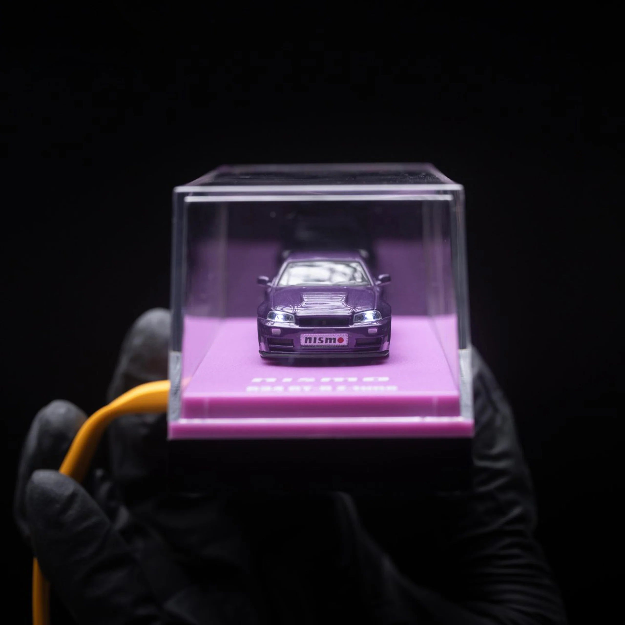 KYOSHO 1:64 NISSAN NISMO R34 GT-R Z-TUNE HEC