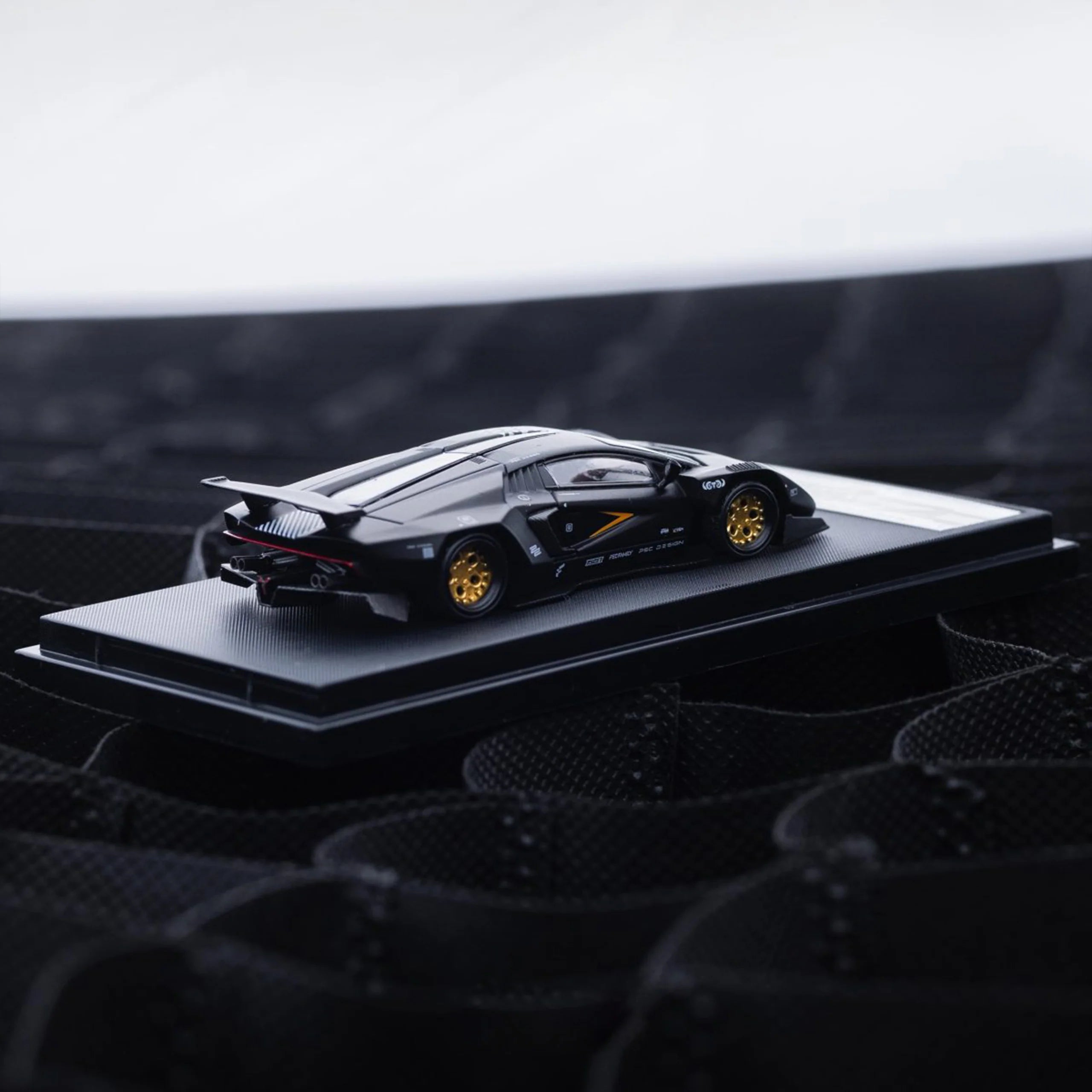 TIMEMICRO × PSC DESIGN 1:64 -SERIES #001 PI-800 COUNTACH “V”