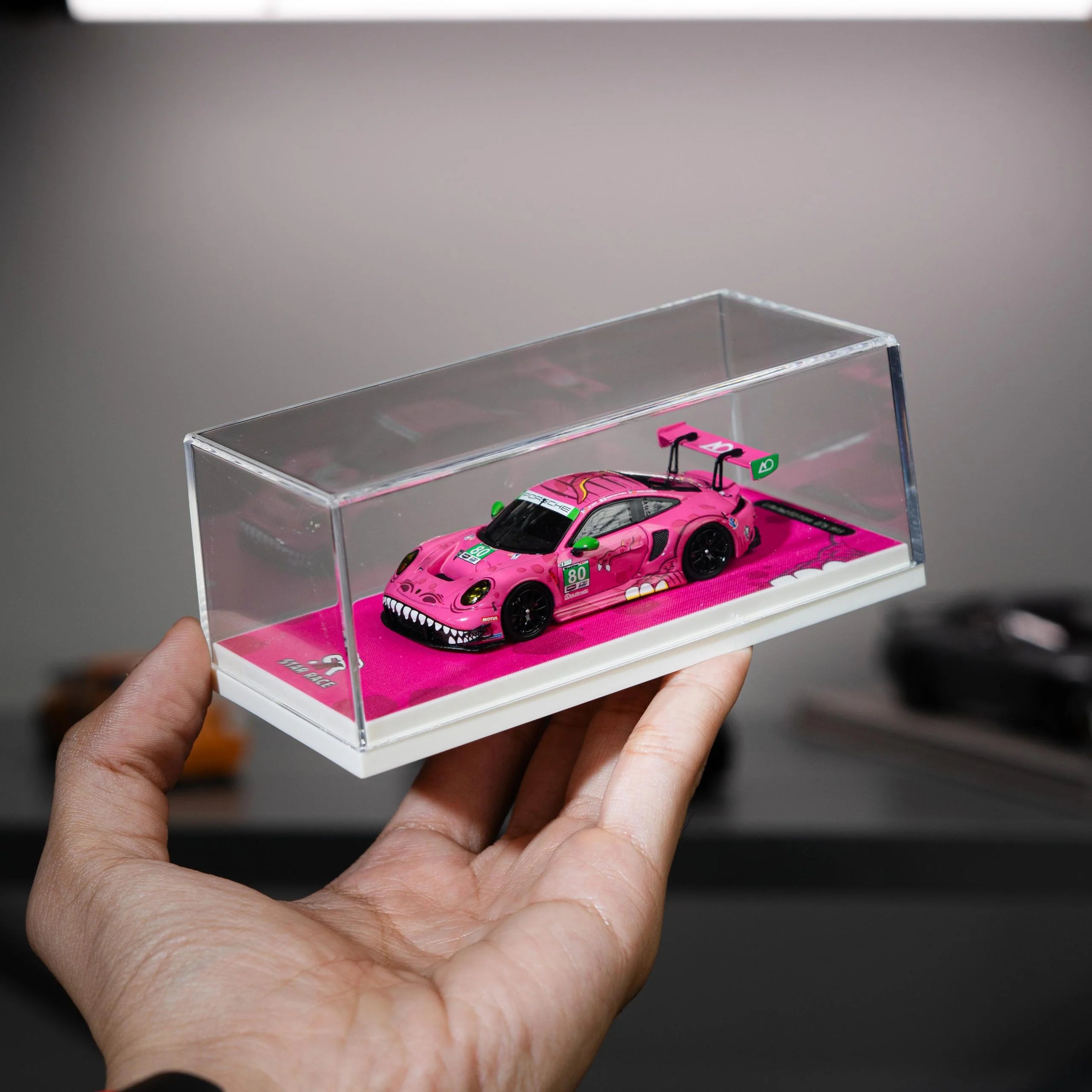 SR PORSCHE 911 GT3 TYRANNOSAURUS PINK