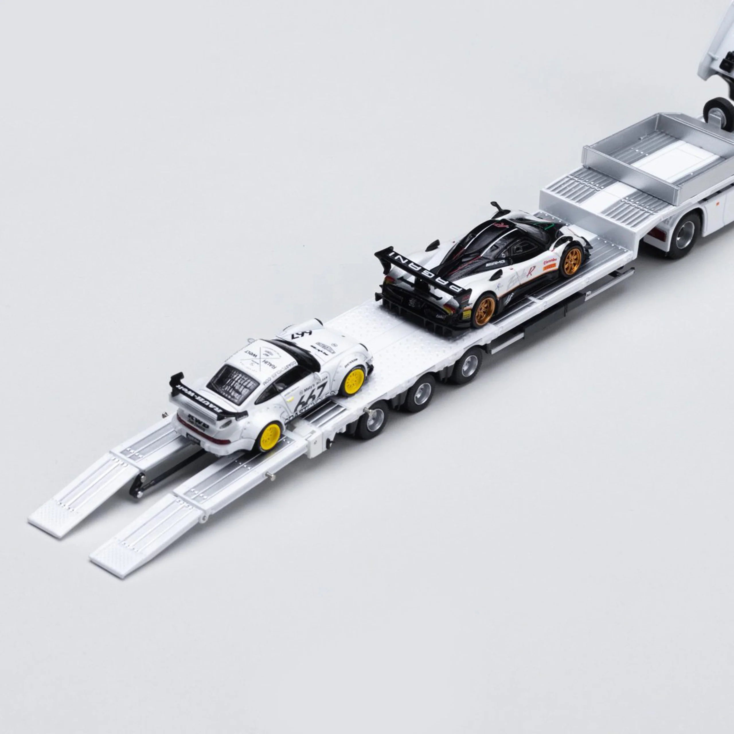 SCANIAN TRAILER TRANSPORTER – WHITE