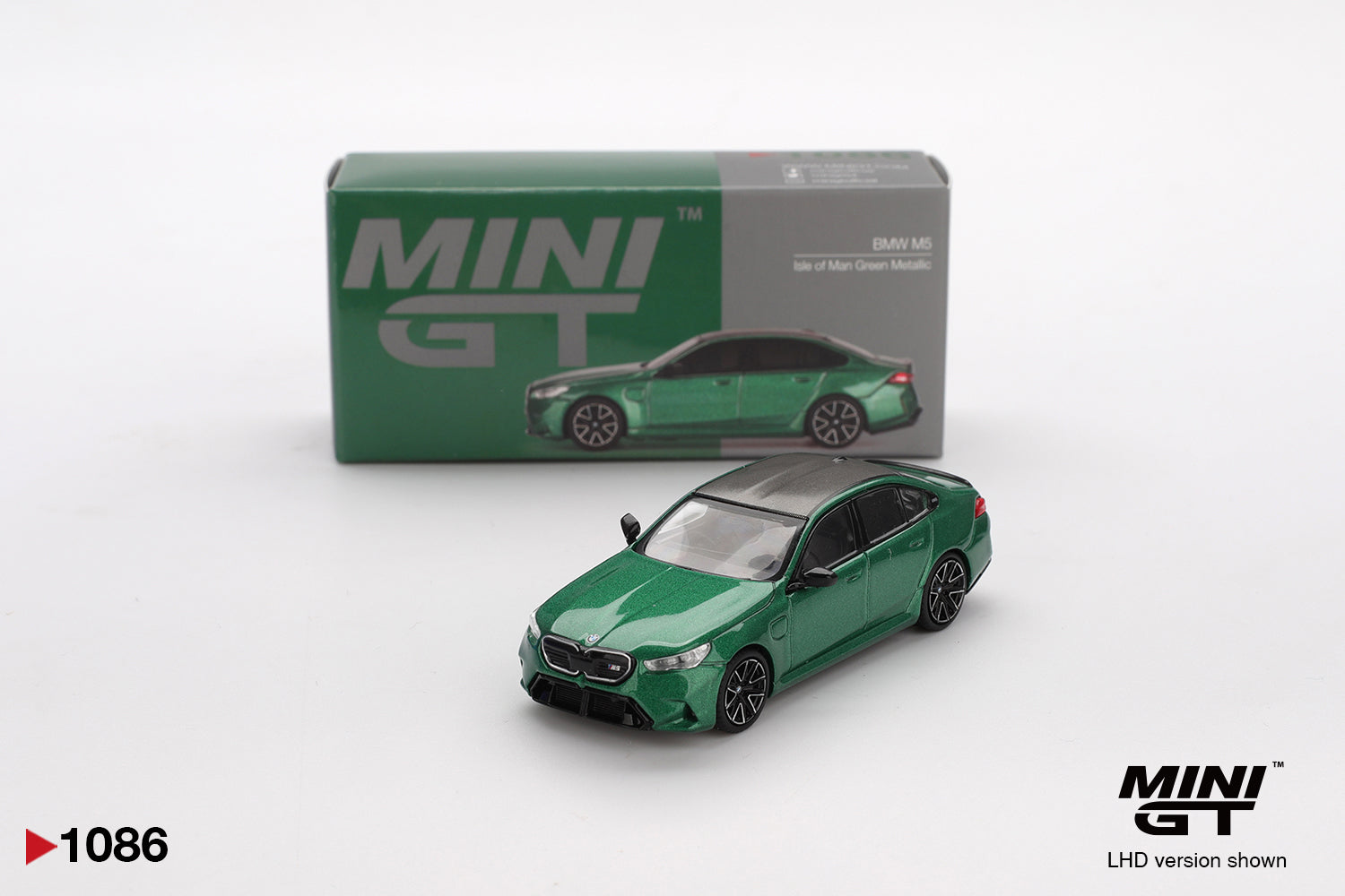 MINIGT 1/64 BMW M5 (G90) Isle of Man – Green Metallic