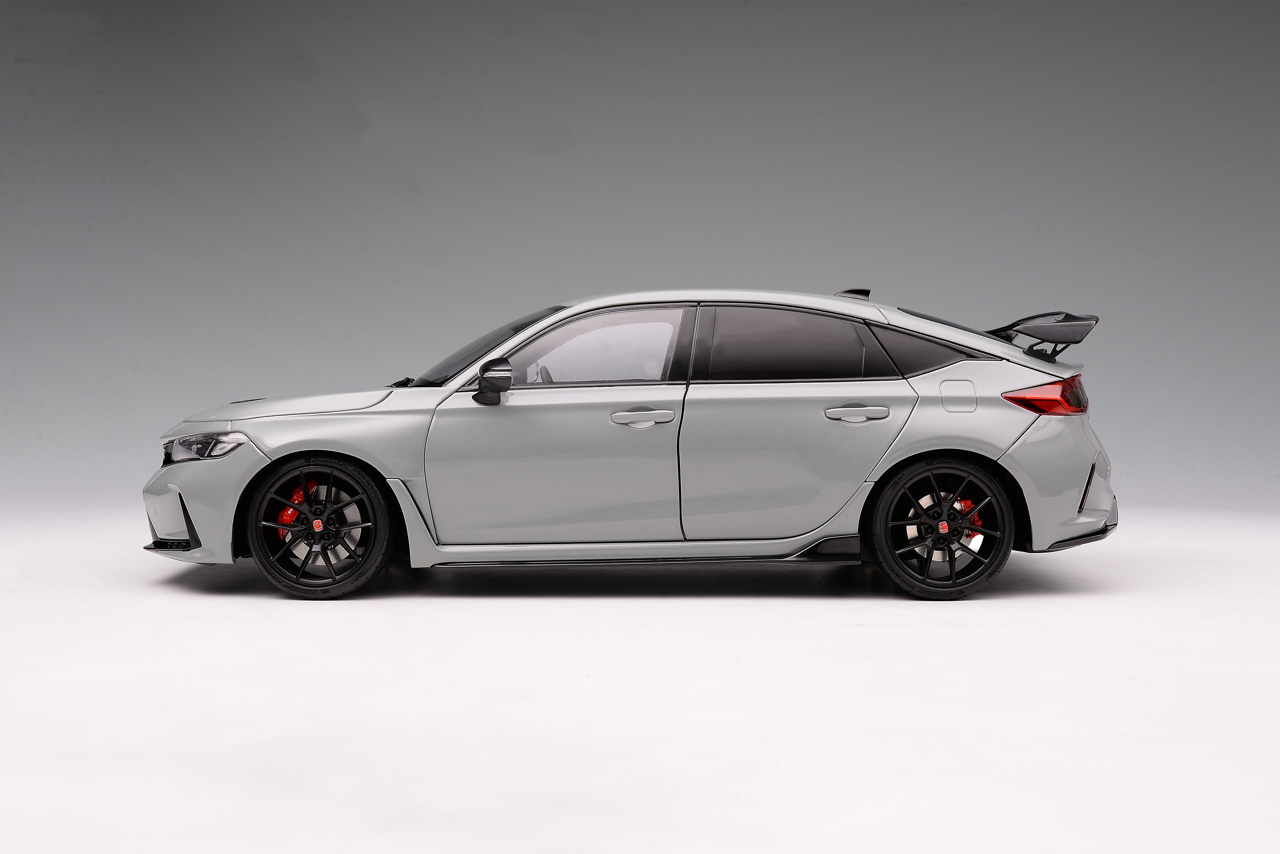 1/18 The Honda Civic Type R (FL5) Supersonic Gray - MOTORHELIX