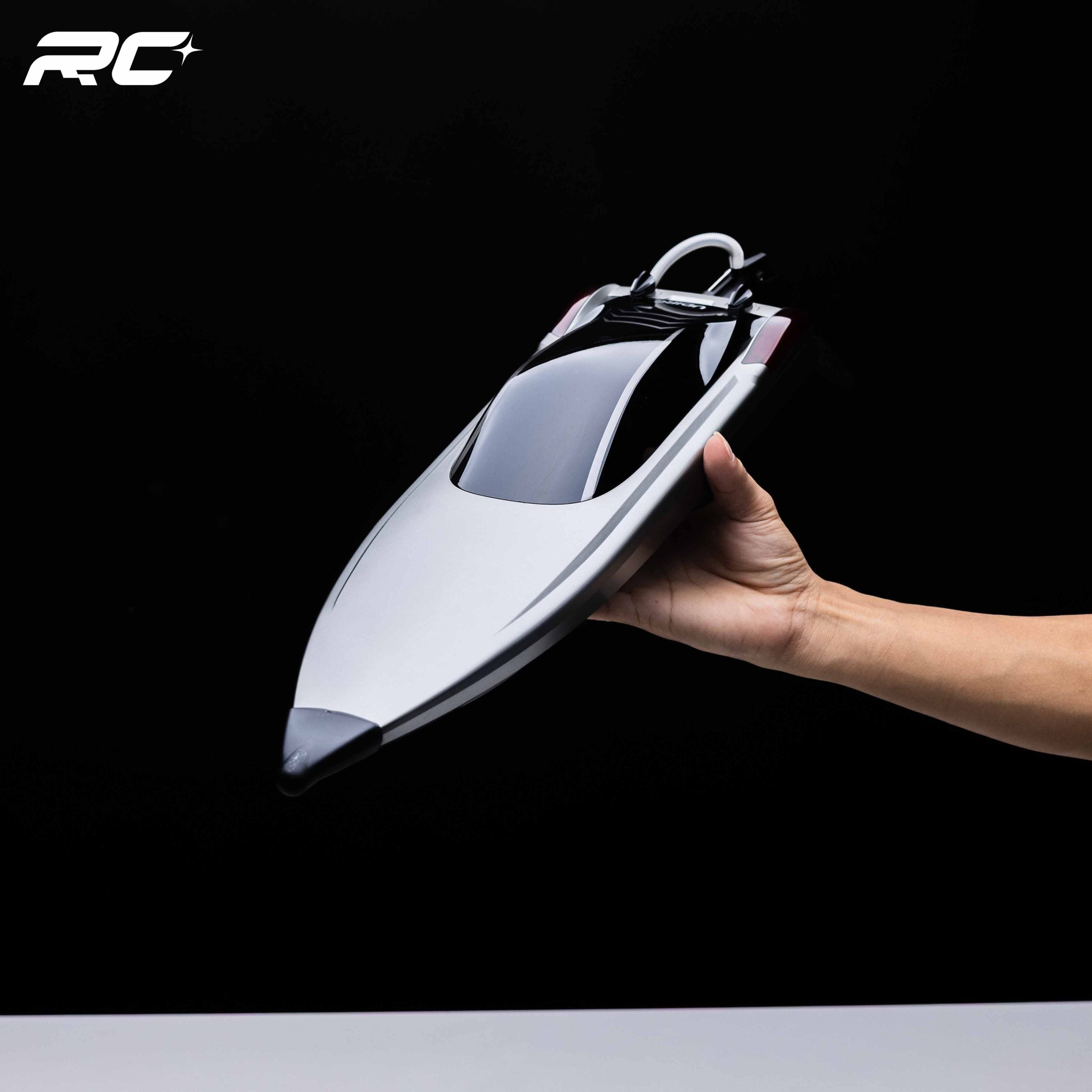 UDI 018 Brushless 2.4GHz RC High Speed Boat (3S 11.1v) Self righting 40km/h