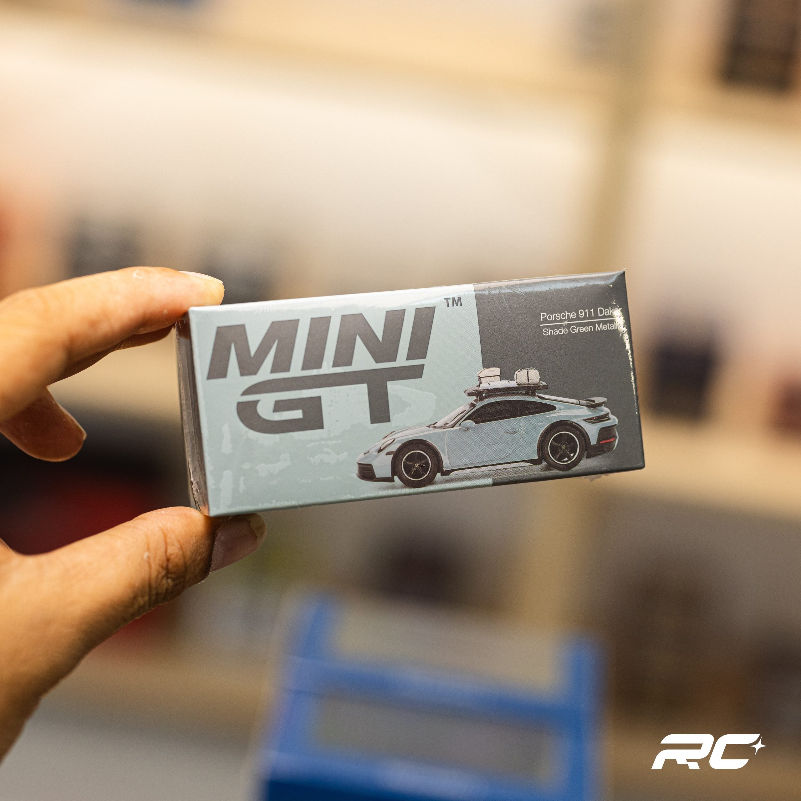 Porsche 911 Dakar Shade Green Metallic