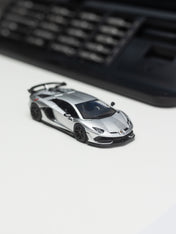 HH 1:64 Licensed Lamborghini product, Aventador SVJ LP770-4
