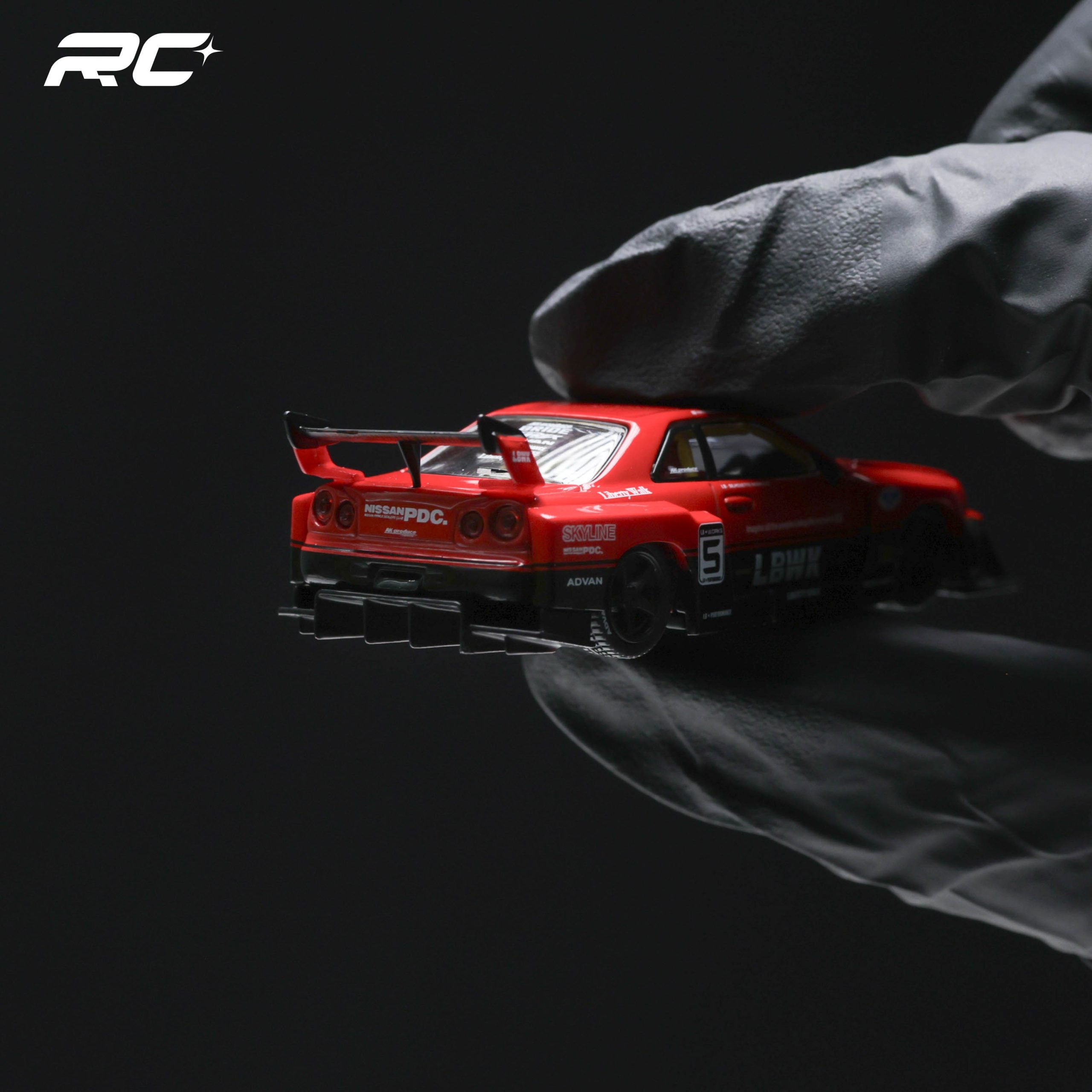 MINI GT #843 1/64 Nissan LB-ER34 Super Silhouette SKYLINE Red