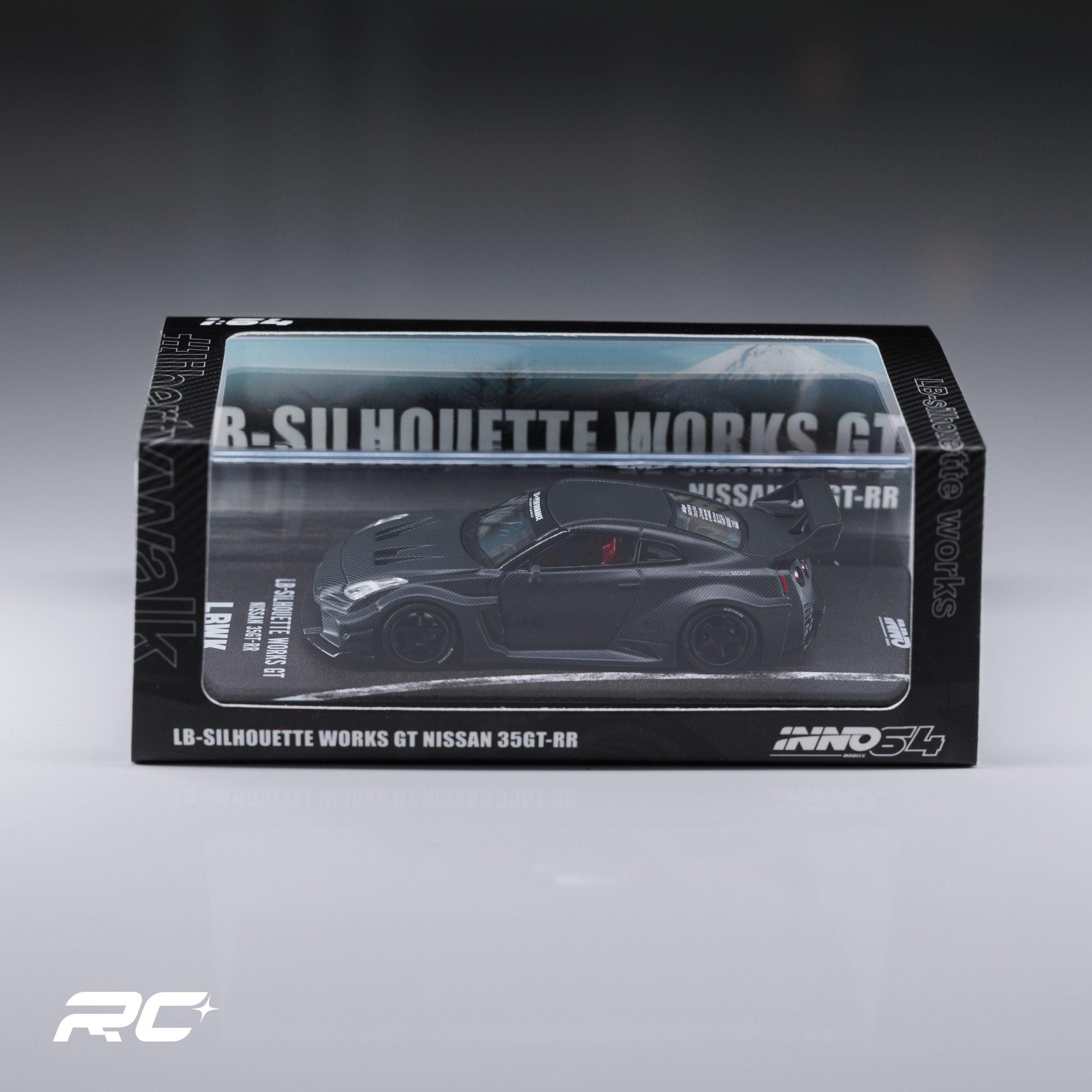 1/64 Nissan GT-R R35 LBWK SUPER SILHOUETTE 35GT-RR Full Carbon