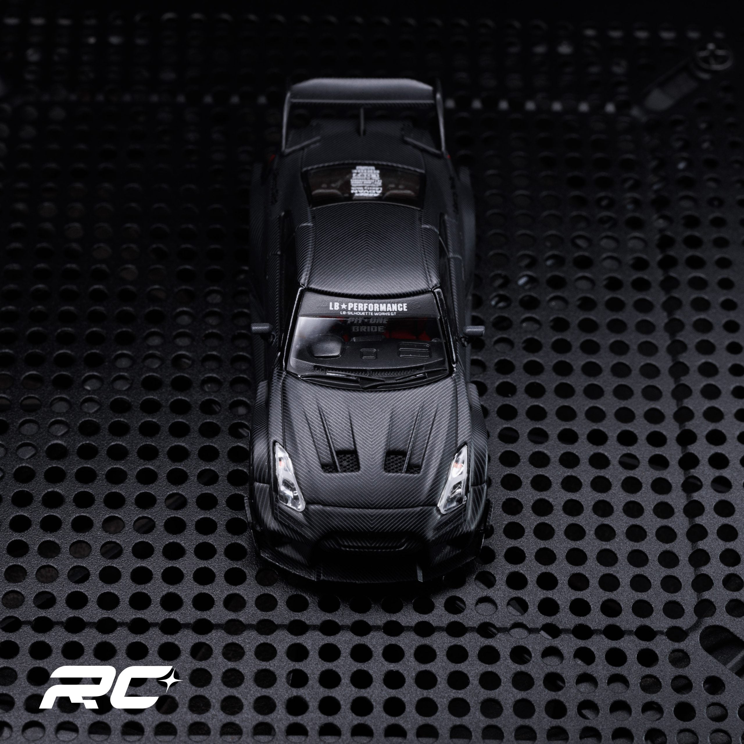 1/64 Nissan GT-R R35 LBWK SUPER SILHOUETTE 35GT-RR Full Carbon