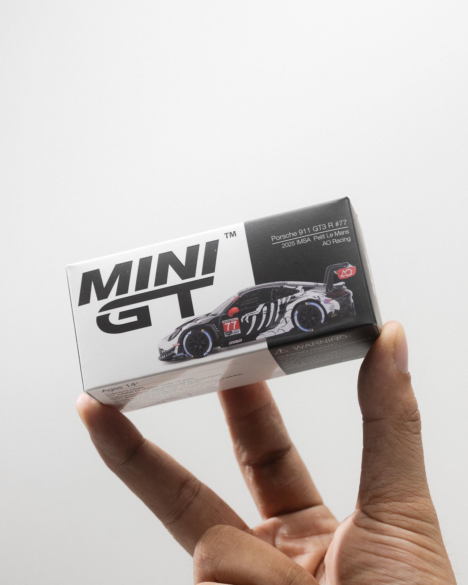 MINIGT 1/64 - Porsche 911 GT3 R #77 AO Racing 2025 IMSA  Petit Le Mans BL