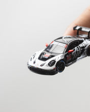 MINIGT 1/64 - Porsche 911 GT3 R #77 AO Racing 2025 IMSA  Petit Le Mans