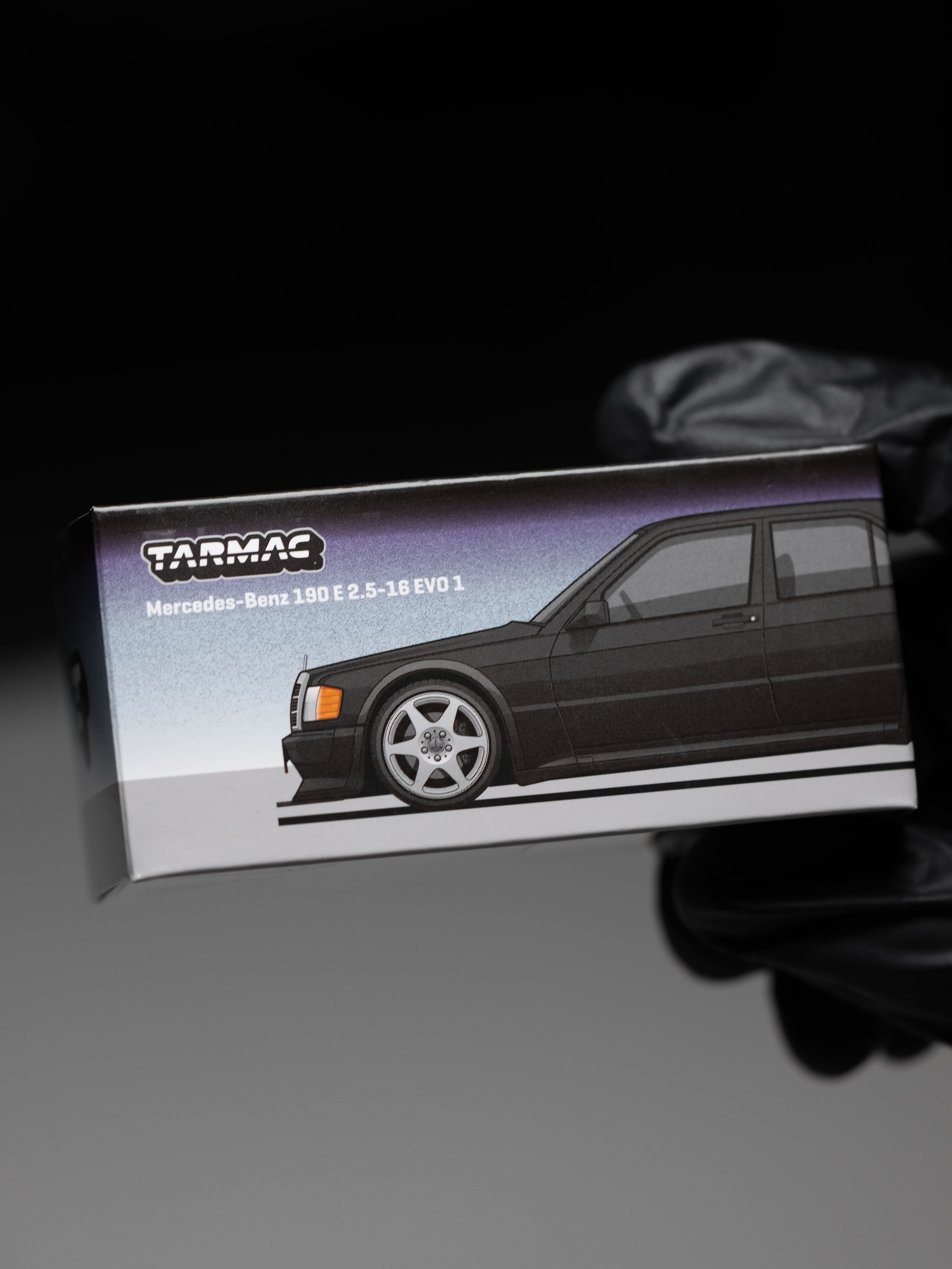 TW 1:64 Mercedes-Benz 190 E 2.5.16 EVO 1 Blue-Black metallic T64G057-BK