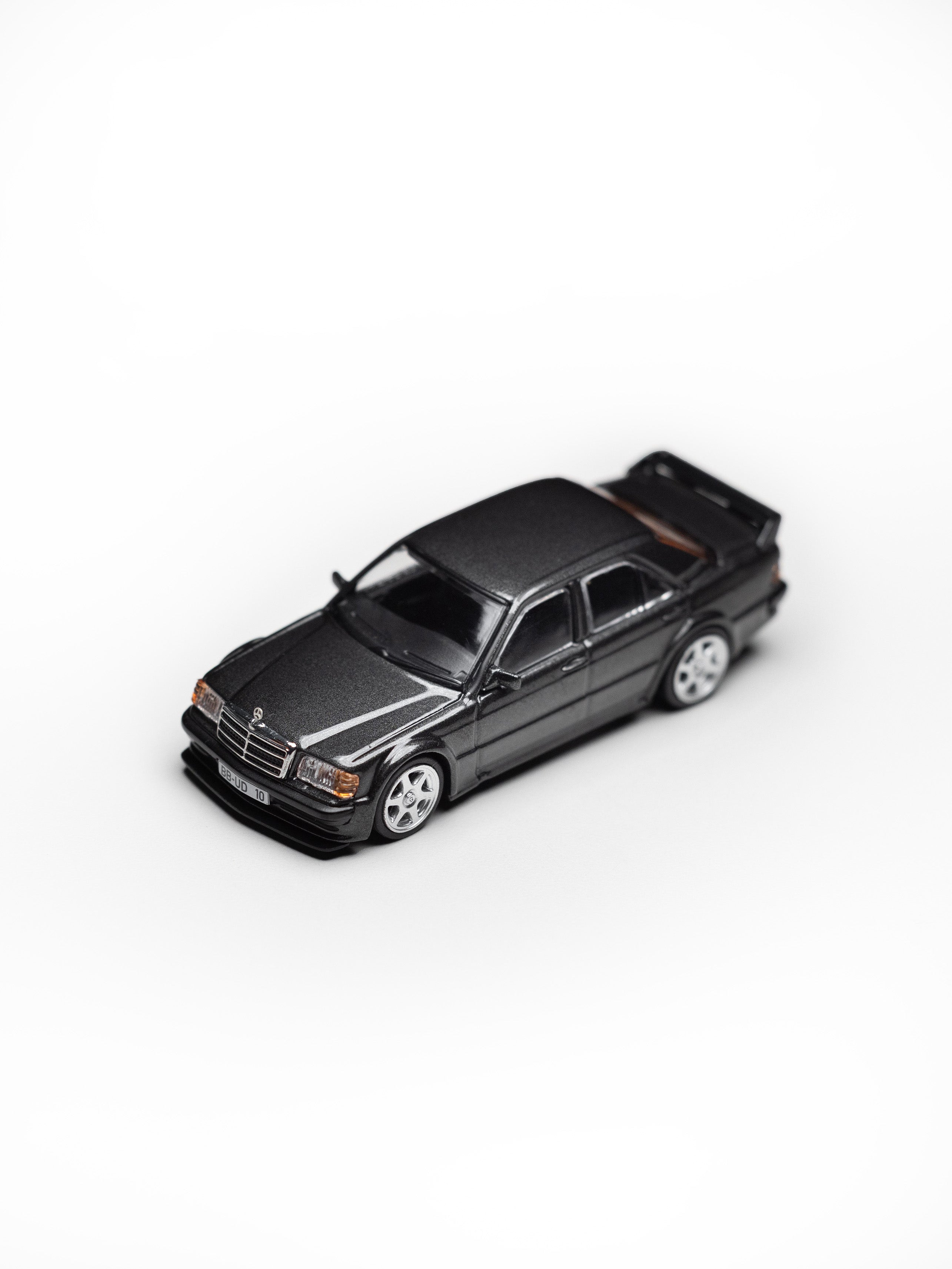 TW 1:64 Mercedes-Benz 190 E 2.5.16 EVO 1 Blue-Black metallic T64G057-BK