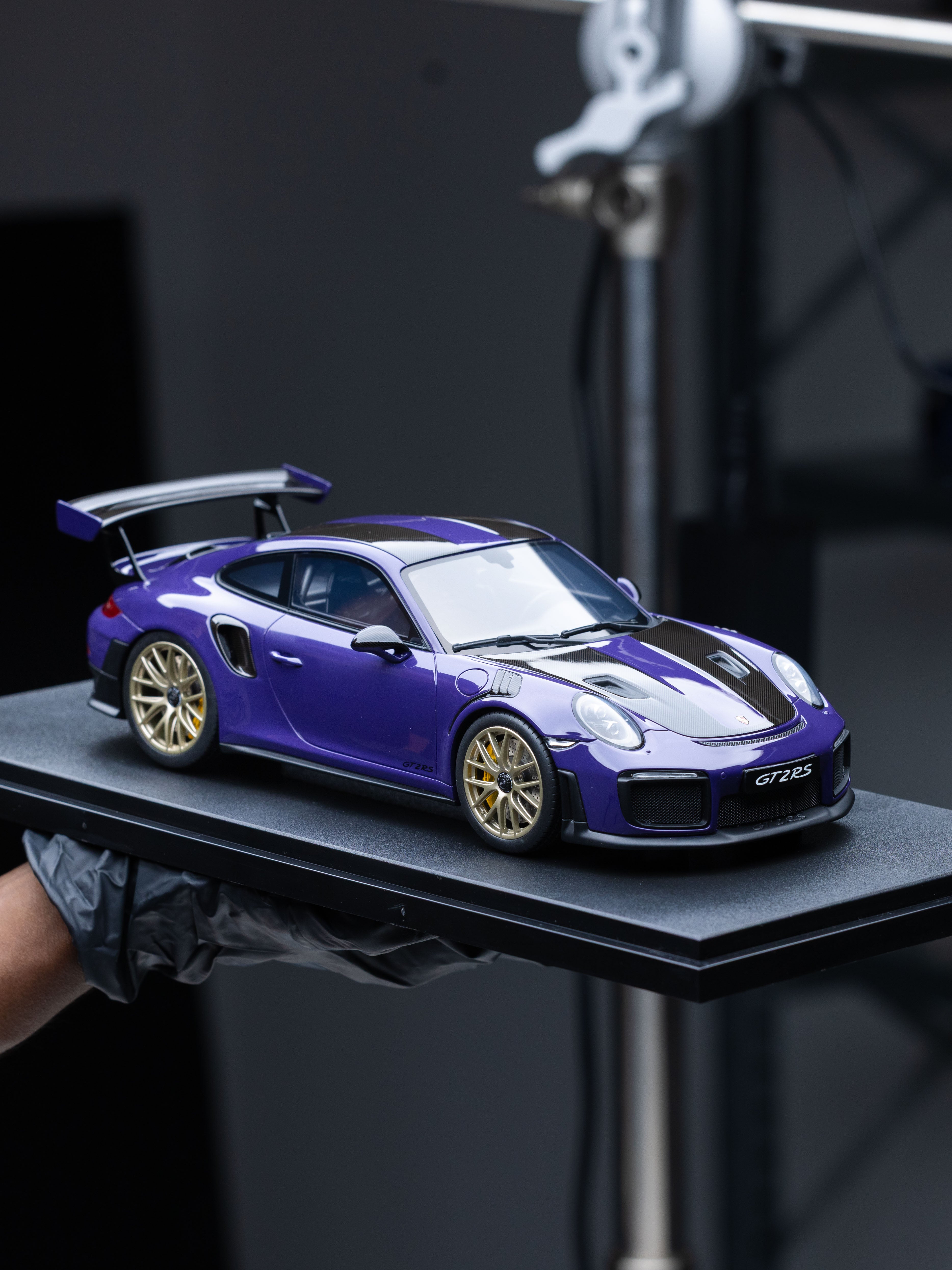1/18 GT Spirit 2021 Porsche 911 (991.2) GT2 RS (Ultraviolet Purple) Car Model