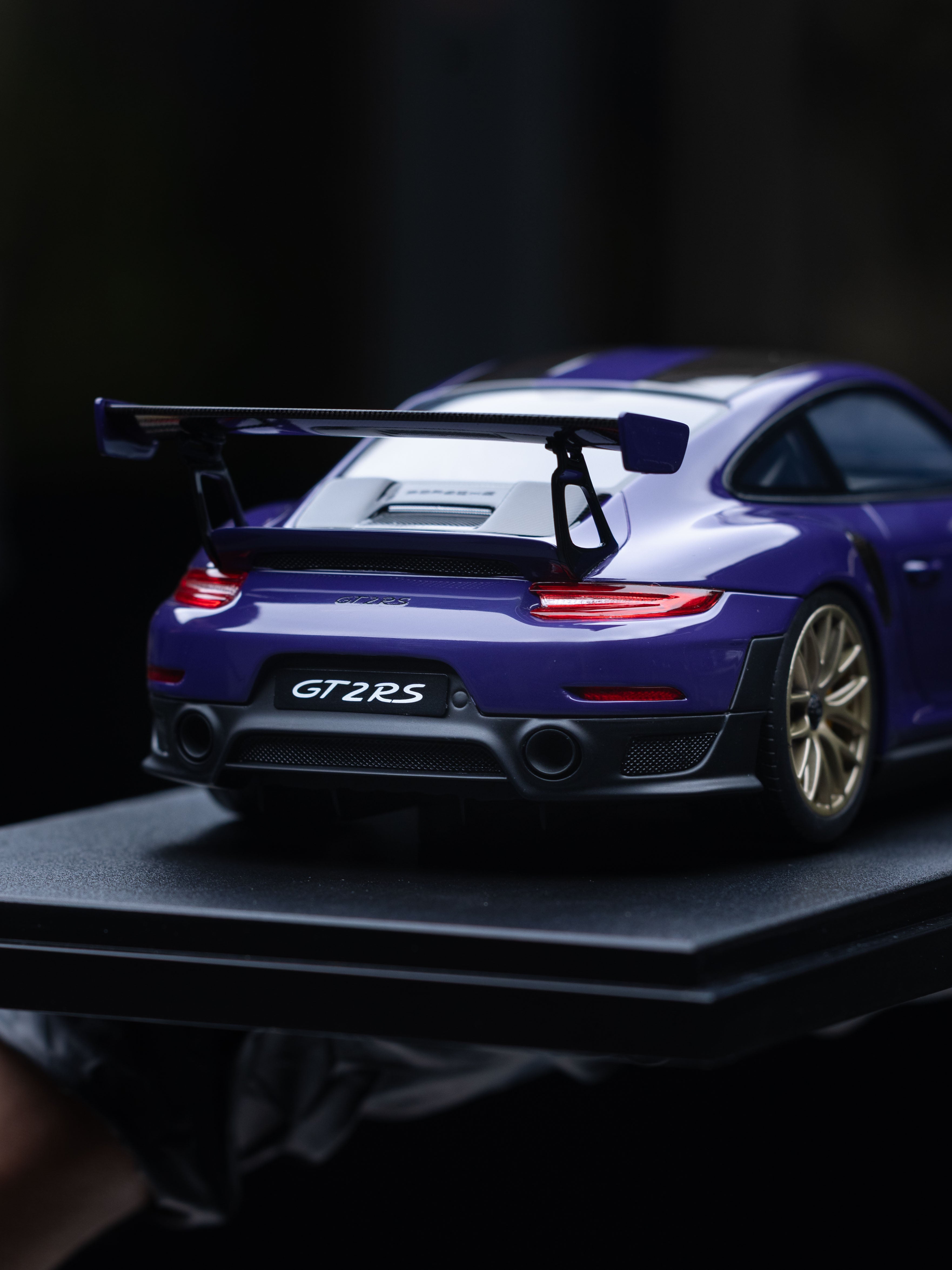 1/18 GT Spirit 2021 Porsche 911 (991.2) GT2 RS (Ultraviolet Purple) Car Model