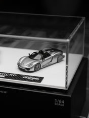 TIME MICRO 1:64 Porsche Carrera GT & 918 Spider