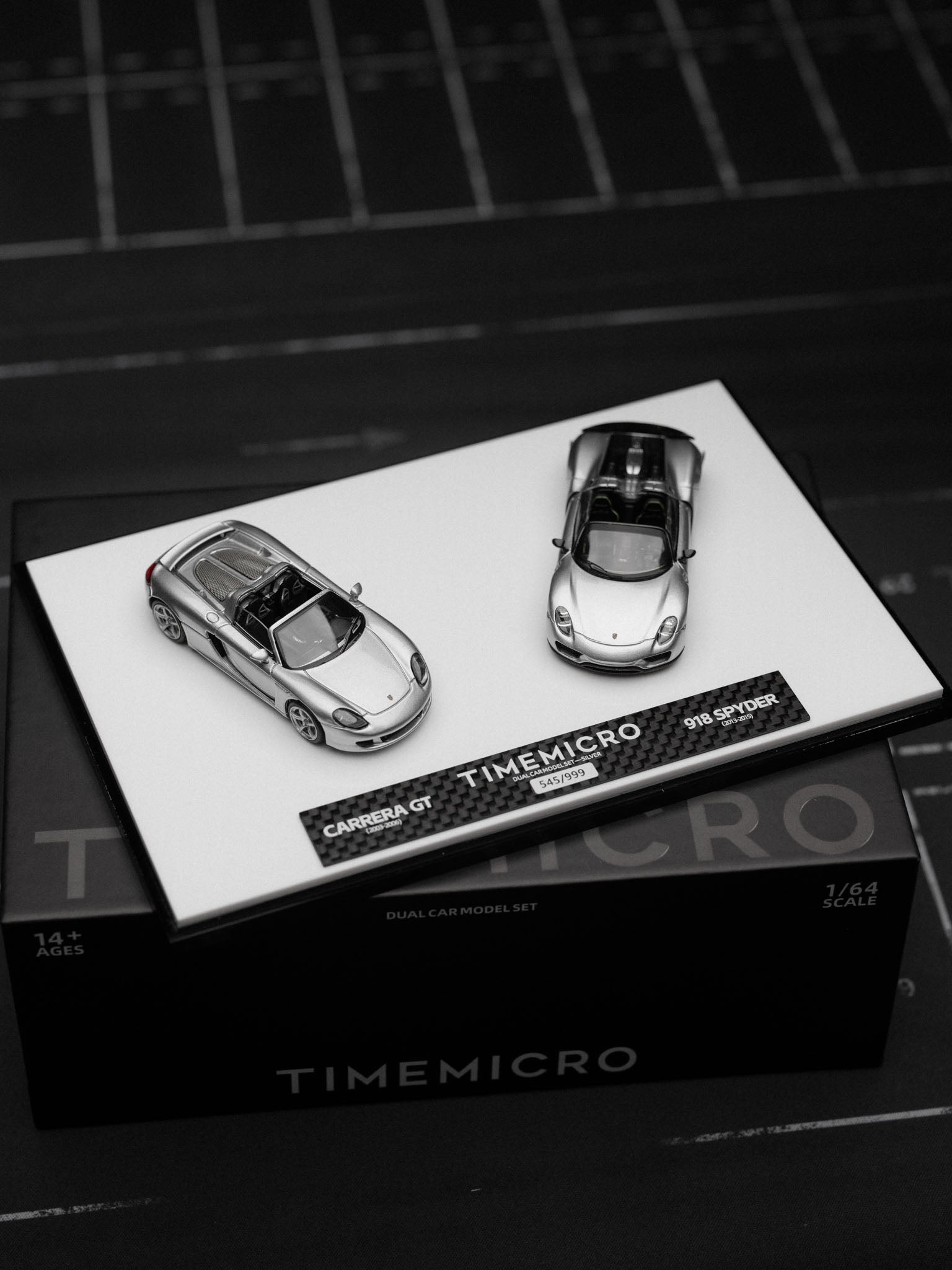 TIME MICRO 1:64 Porsche Carrera GT & 918 Spider
