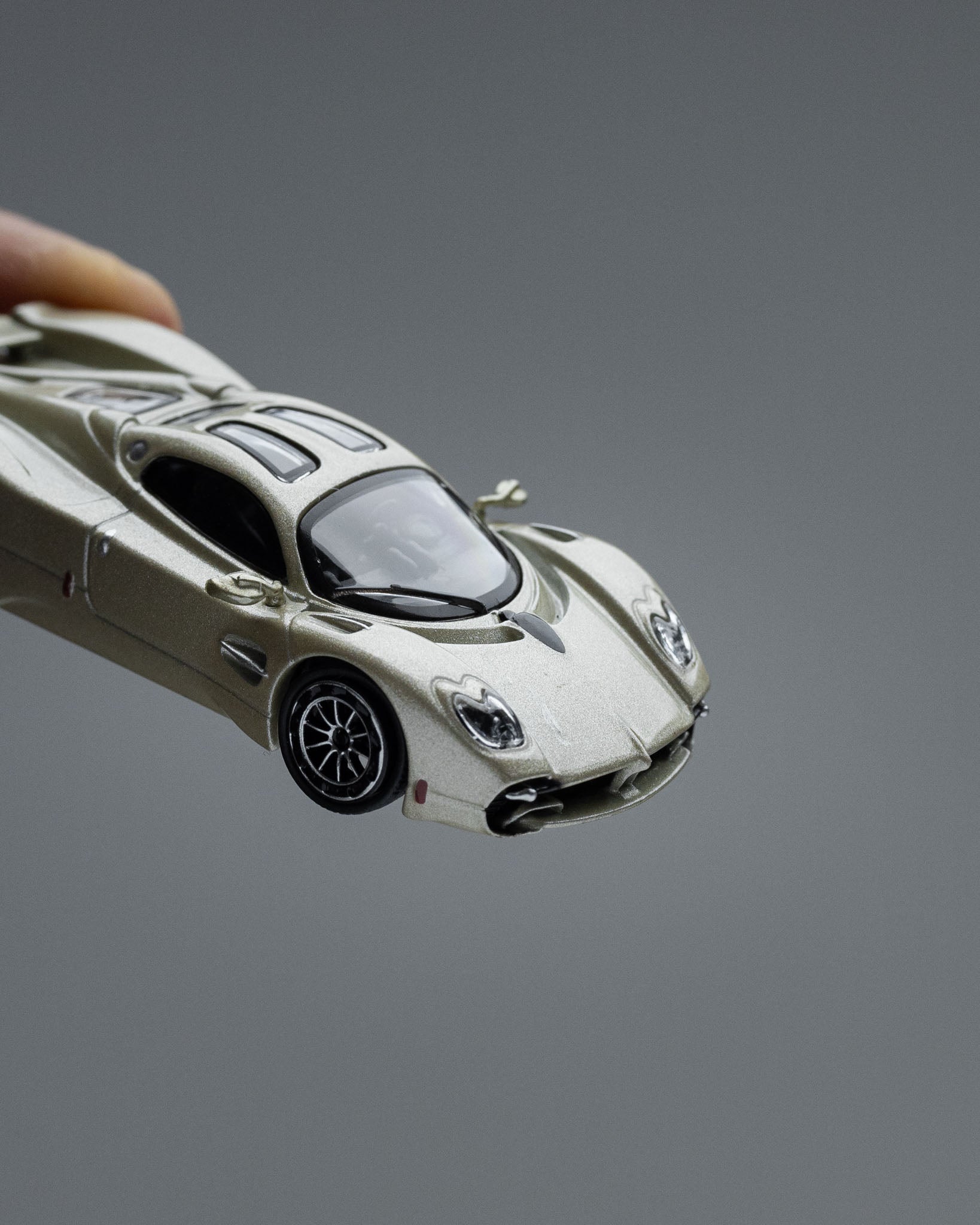 TARMAC WORKS 1:64 PAGANI UTOPIA RINASCIMENTO T64G-TL055-BI