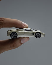 TARMAC WORKS 1:64 PAGANI UTOPIA RINASCIMENTO T64G-TL055-BI