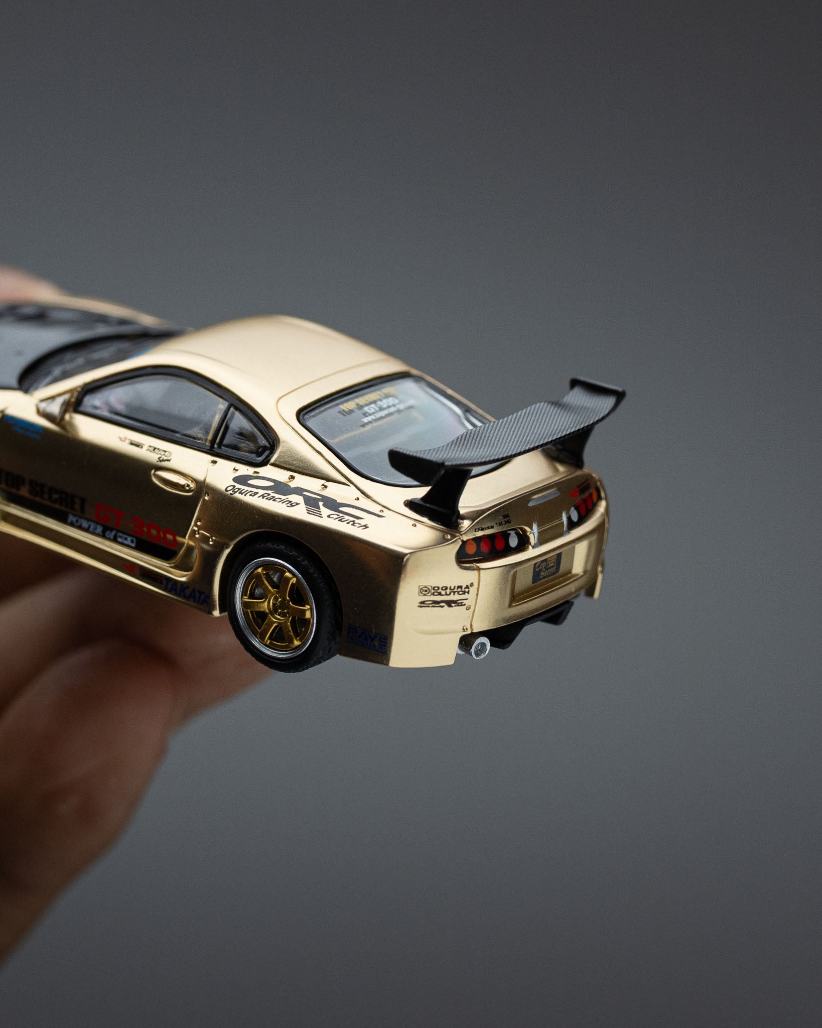 POP RACE 1:64 TOP SECRET GT300 SUPRA CHROME GOLD / CARBON HOOD