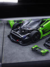 Set 1/18 ,1/43, 1/64 LCD PAGANI HUAYRA R GREEN