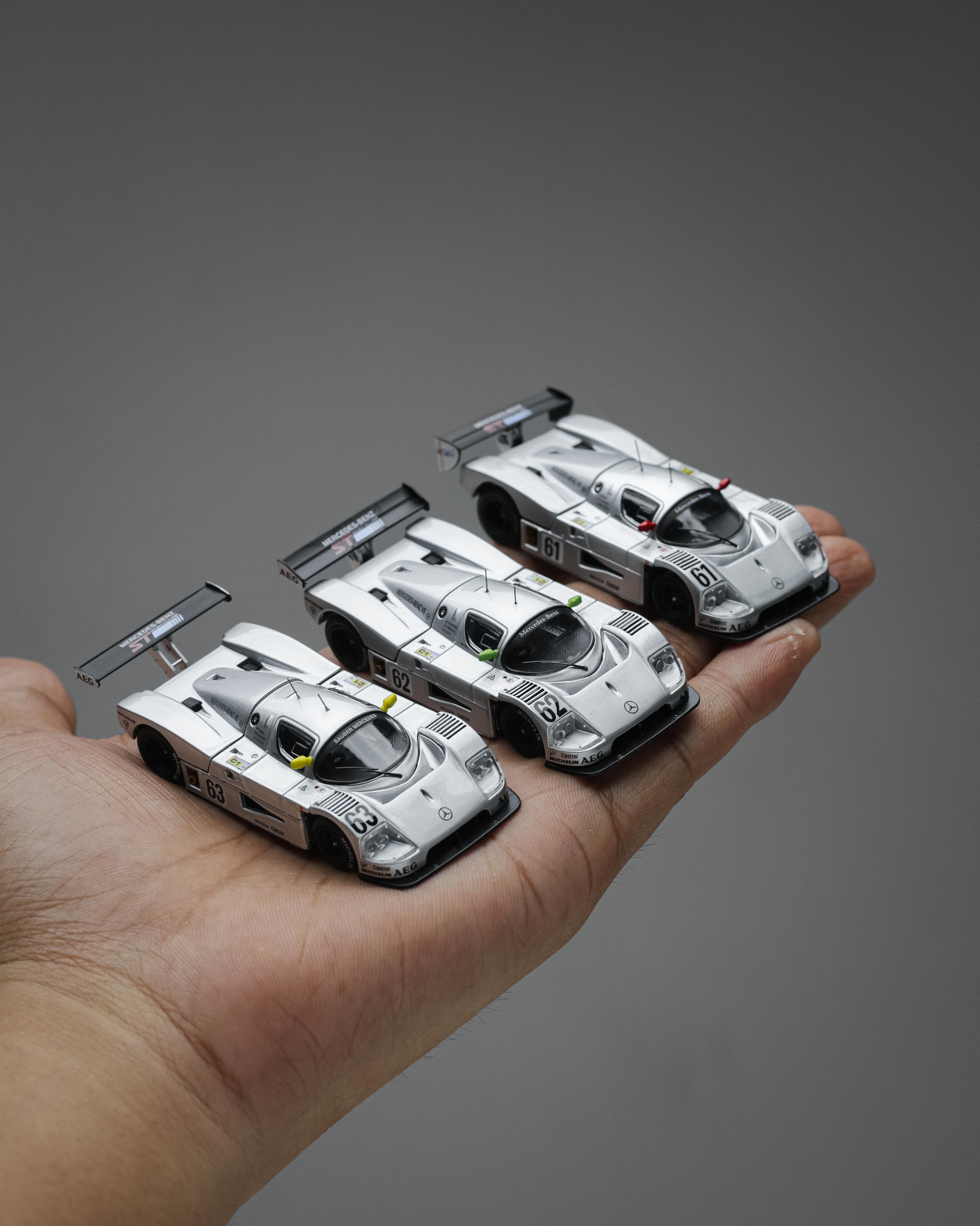 YS MODEL 1:64 MERCEDES BENZ SAUBER C9 #61