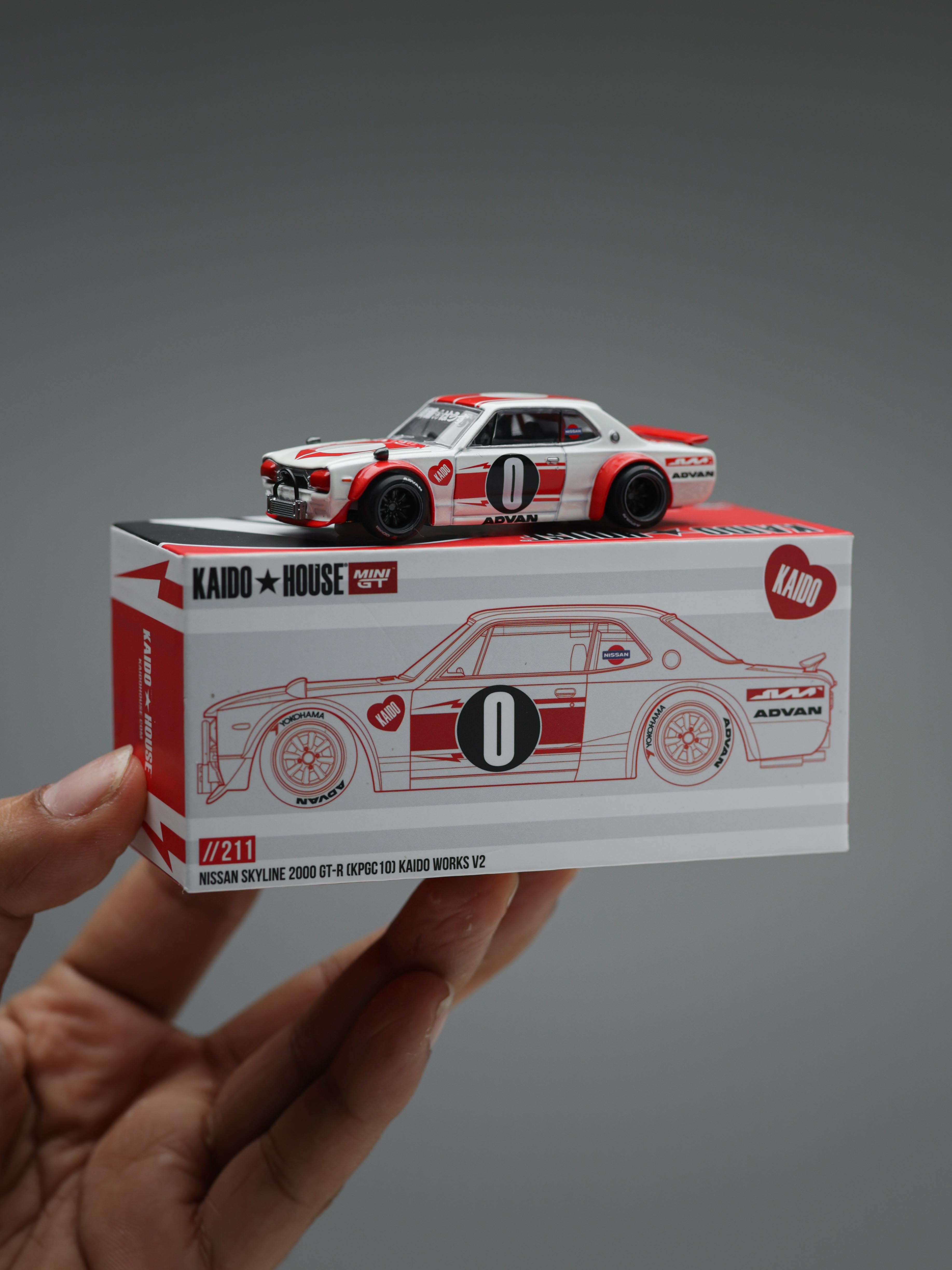KAIDO HOUSE 1/64 NISSAN SKYLINE 2000GT-R (KPGC10) KAIDO WORKS V2