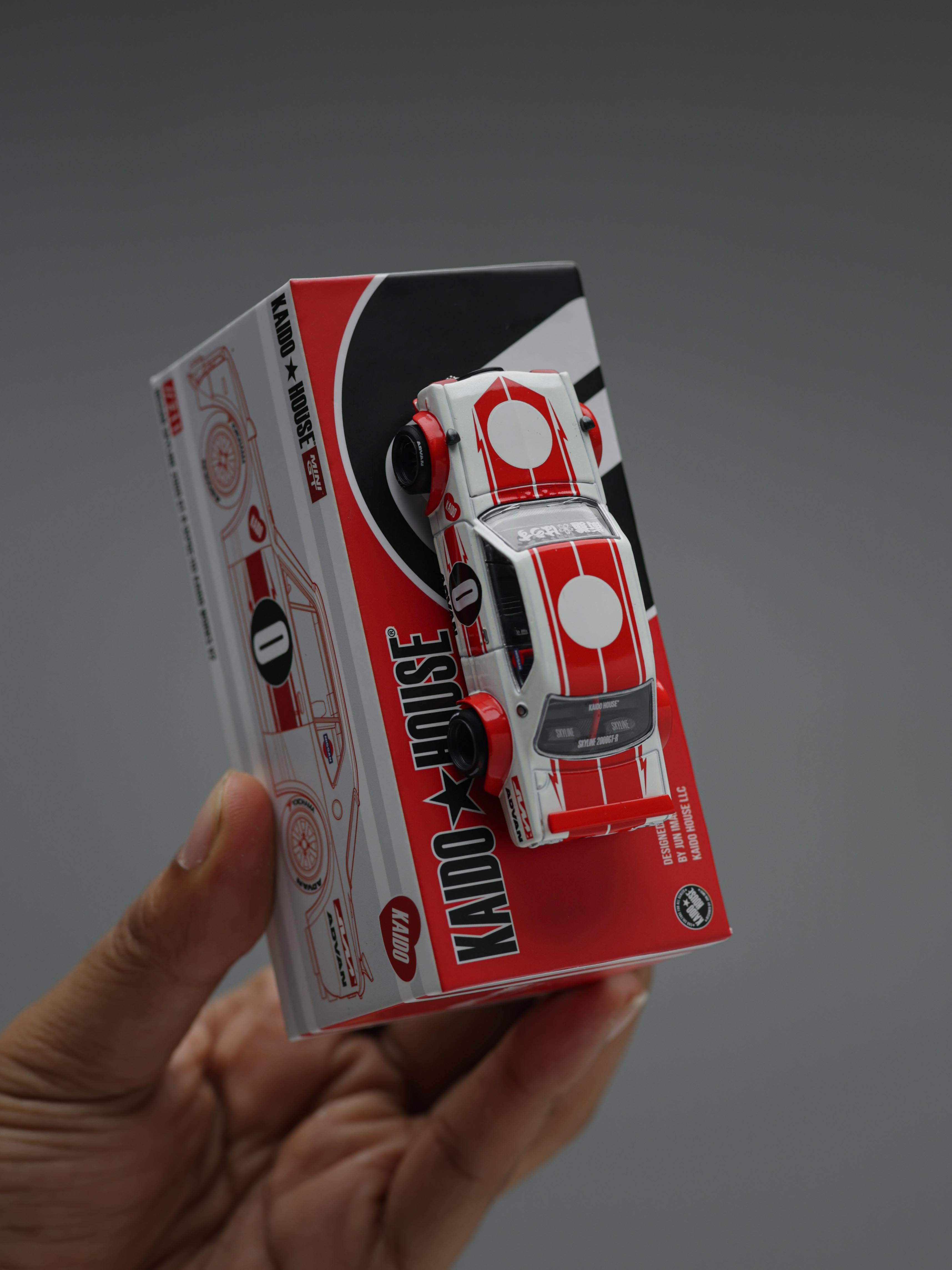 KAIDO HOUSE 1/64 NISSAN SKYLINE 2000GT-R (KPGC10) KAIDO WORKS V2