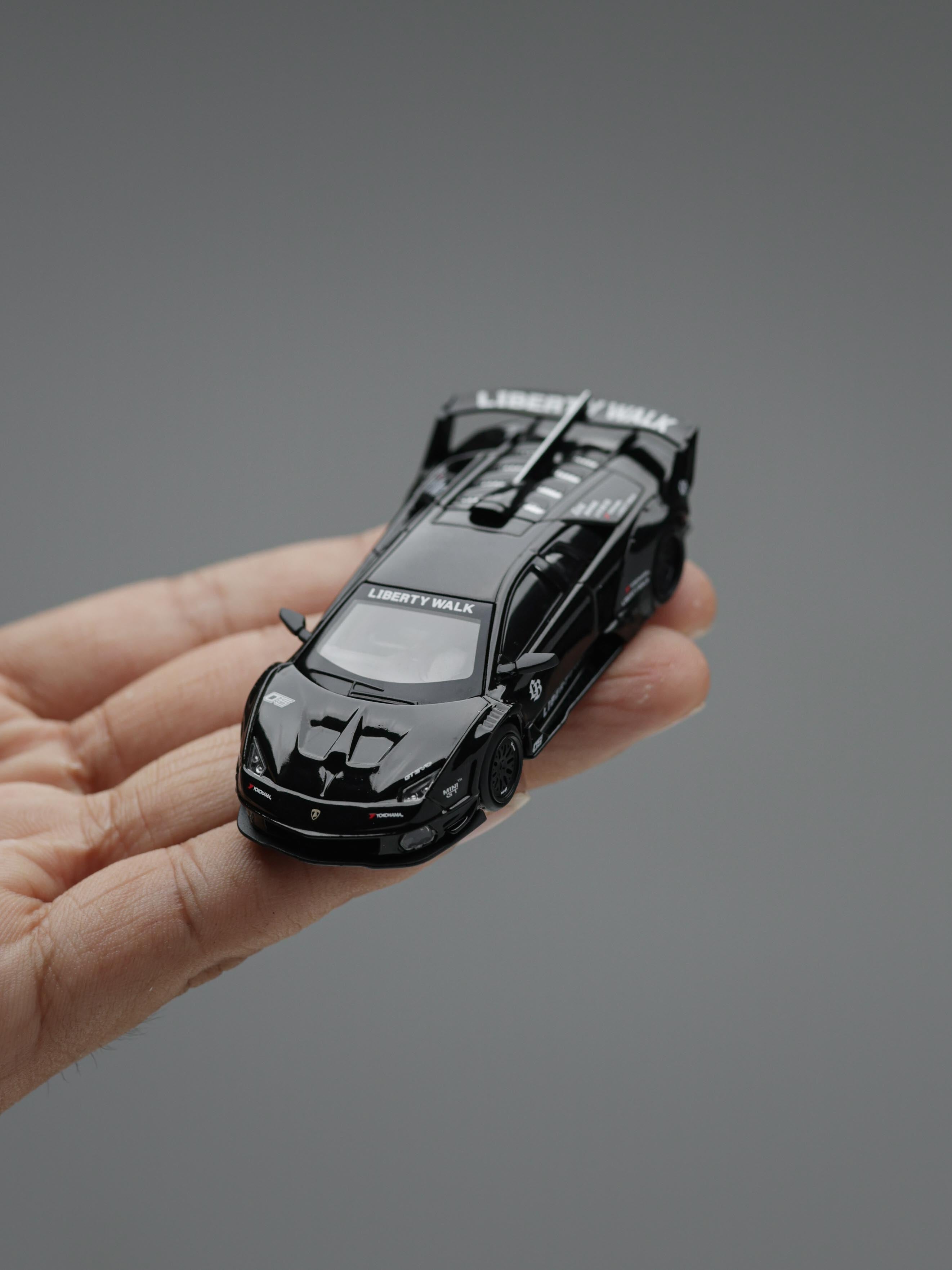 MINIGT 1/64 - LAMBORGHINI LB-SILHOUETTE WORKS MURCIELAGO GT EVO BLACK