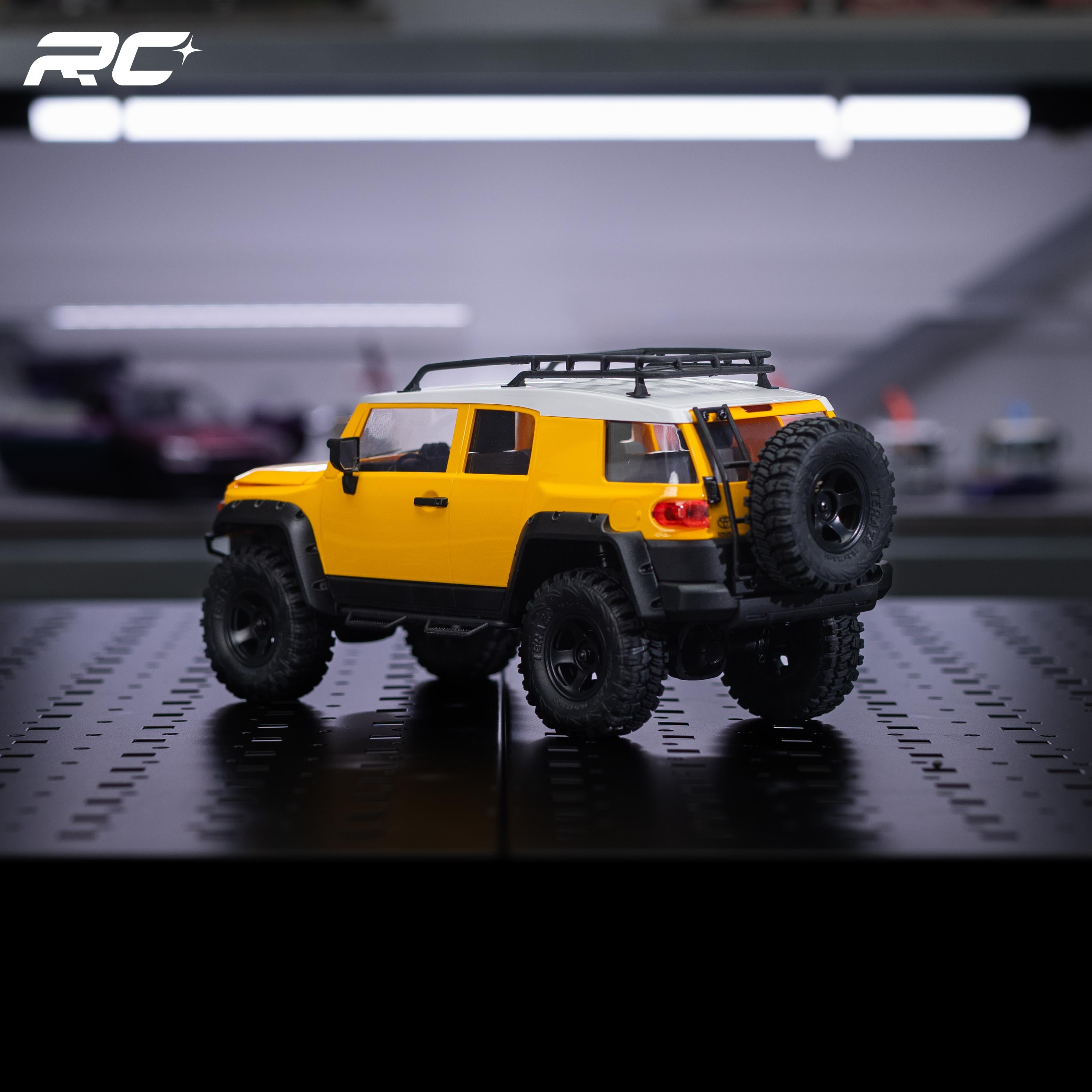 FMS 1:18 TOYOTA FJ Cruiser RTR Yellow – RC Cambodia